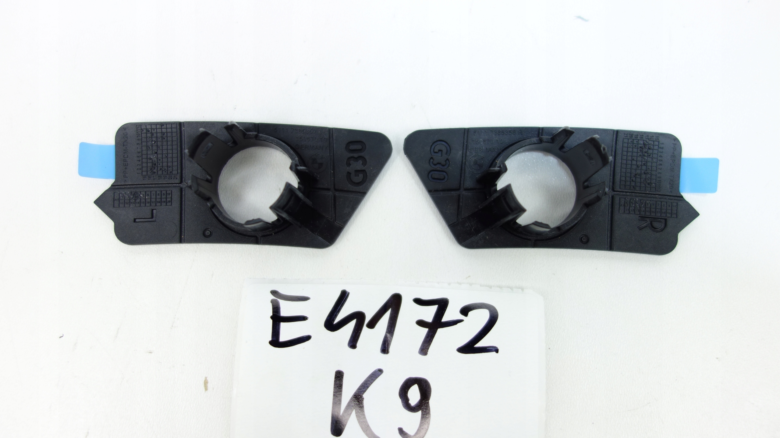 KOSZYKI CZUJNIKOW PDC left right BMW 5 G30 G31 17- 7385357 7385358