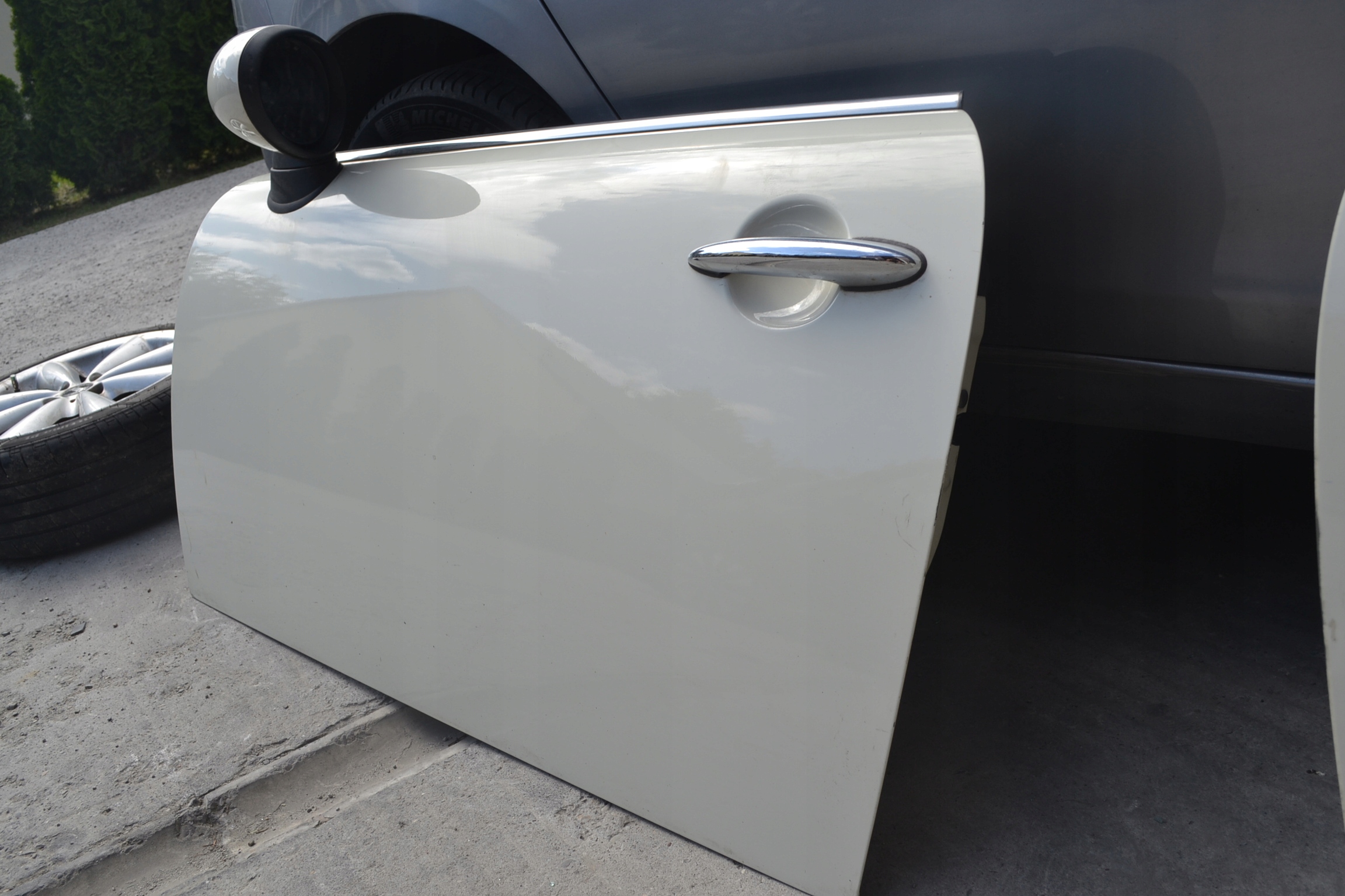 door left right front MINI R55 CLUBMAN