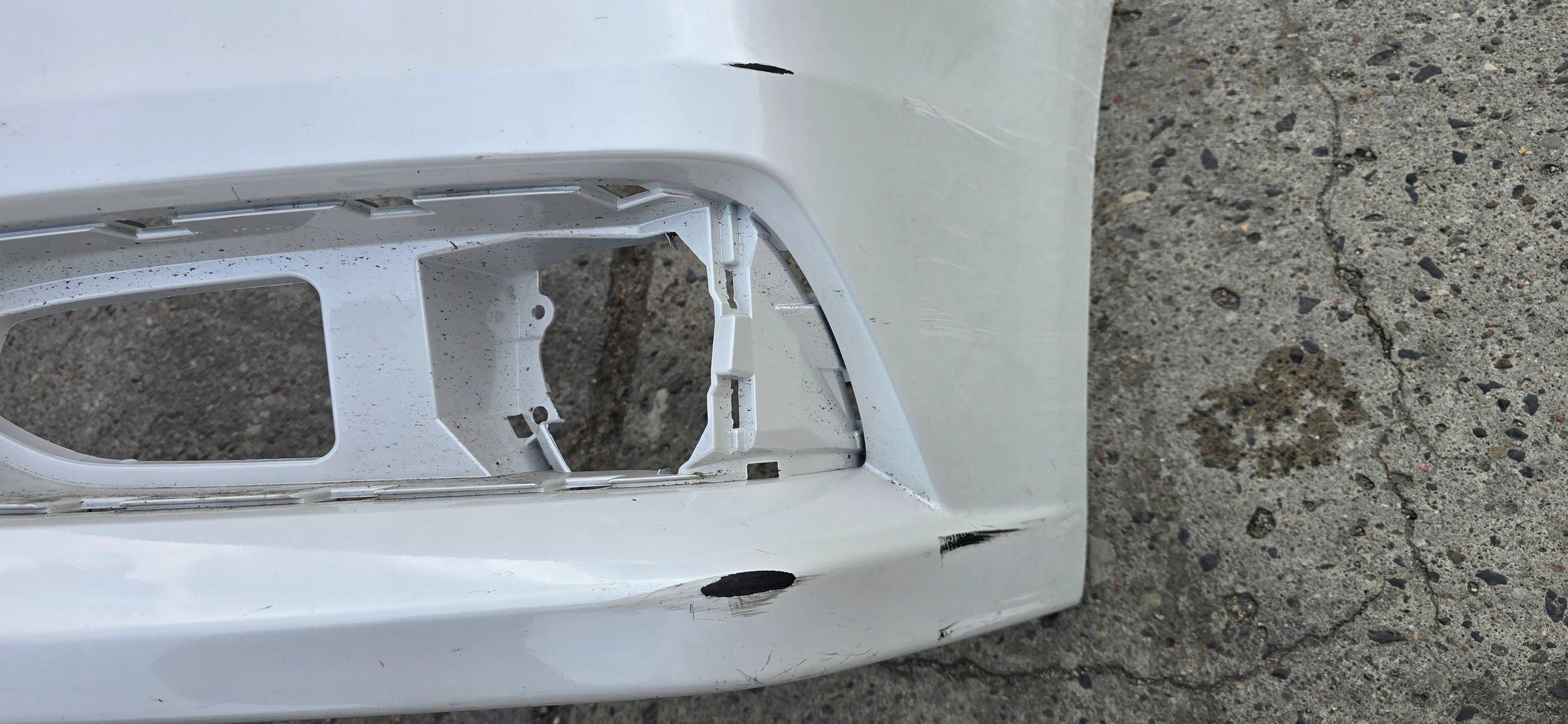 Subaru Legacy V lift 2012-2014 Frontstoßstange