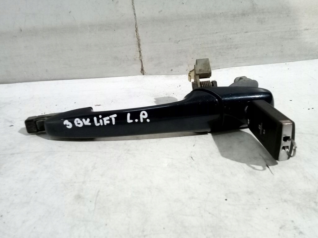 Mazda 3 BK lift handle exterior left front + key