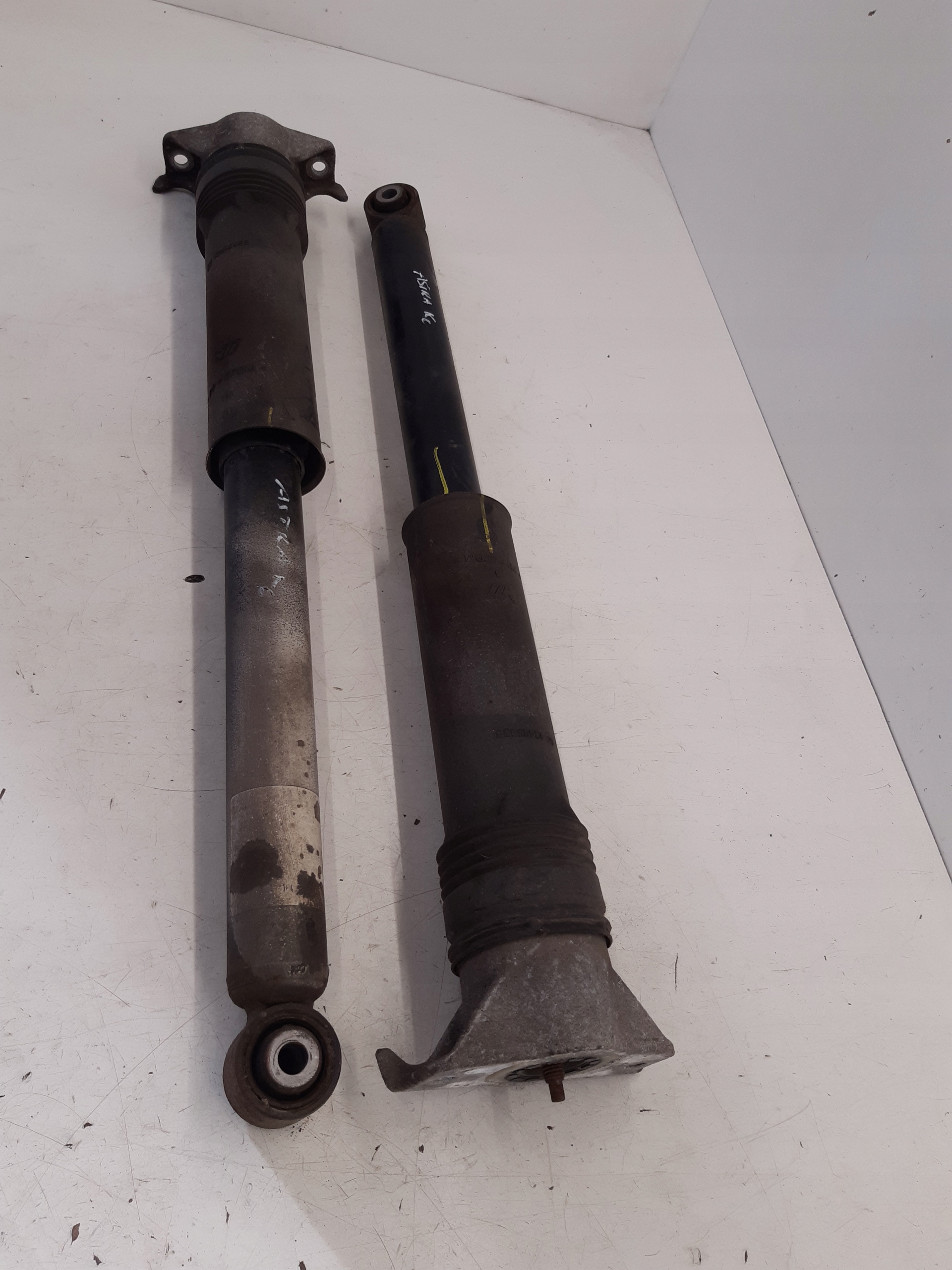 Stoßdämpfer heck para Opel Astra K