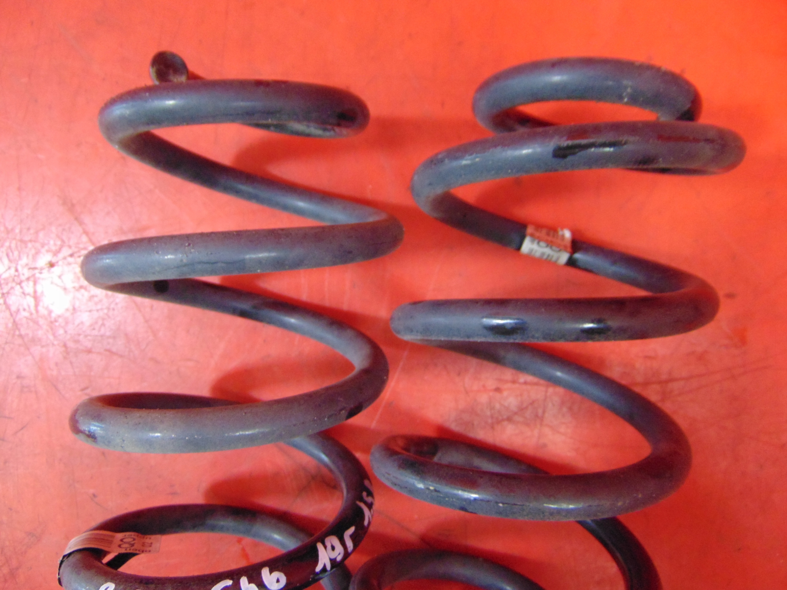BMW 2 F46 springs springing rear part rear. QO KPL
