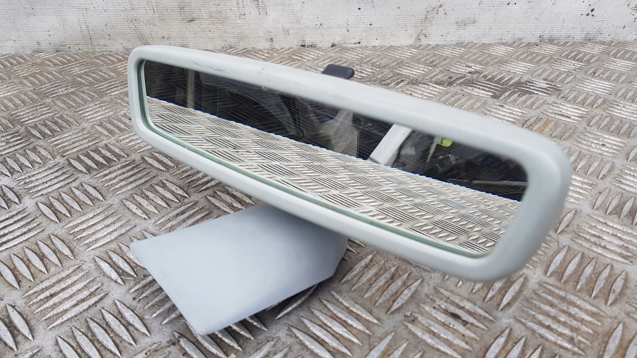 MERCEDES W203 mirror inner reversely