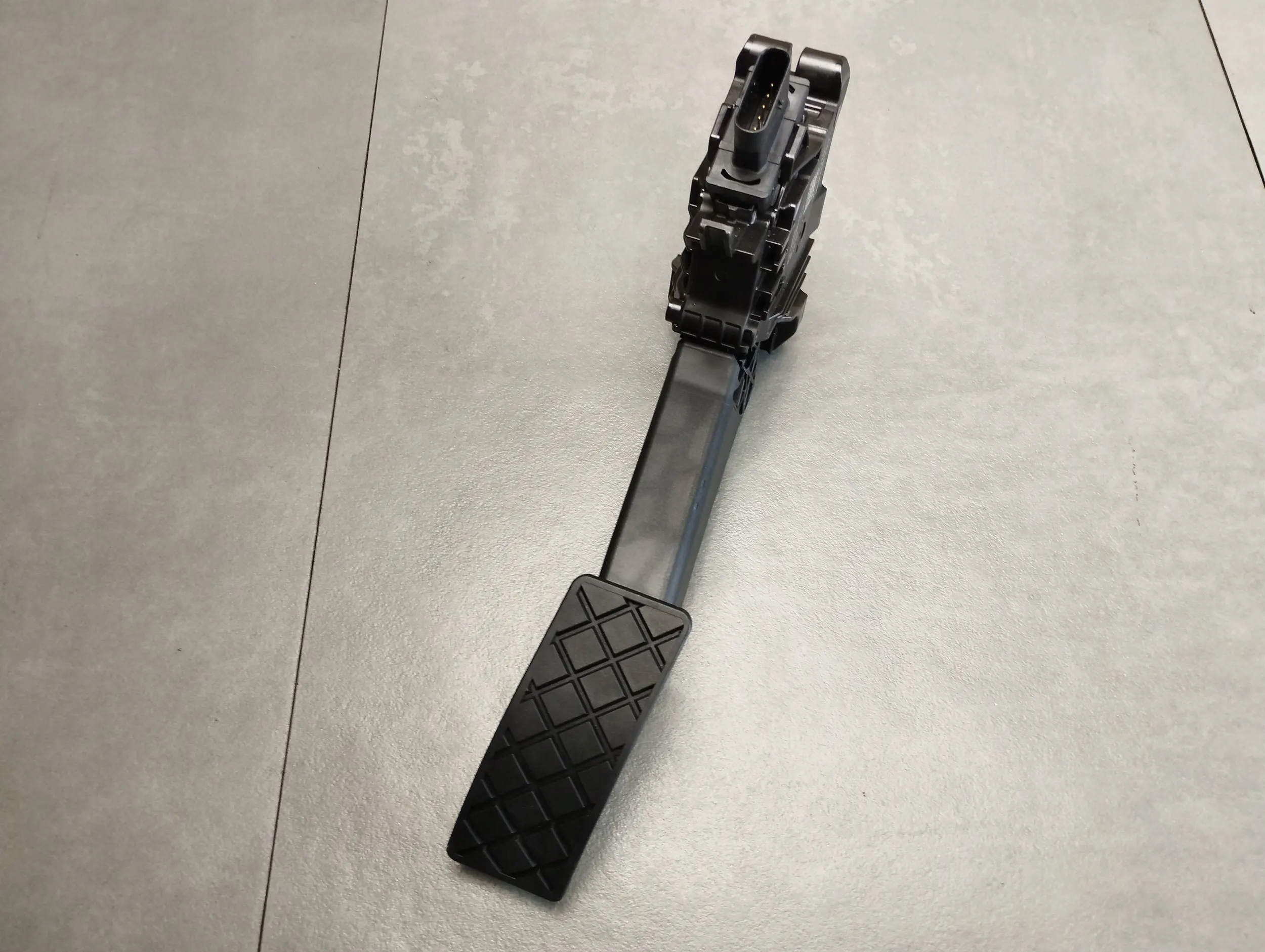 Audi Q4 e-tron potentiometer Gas 1EB723503