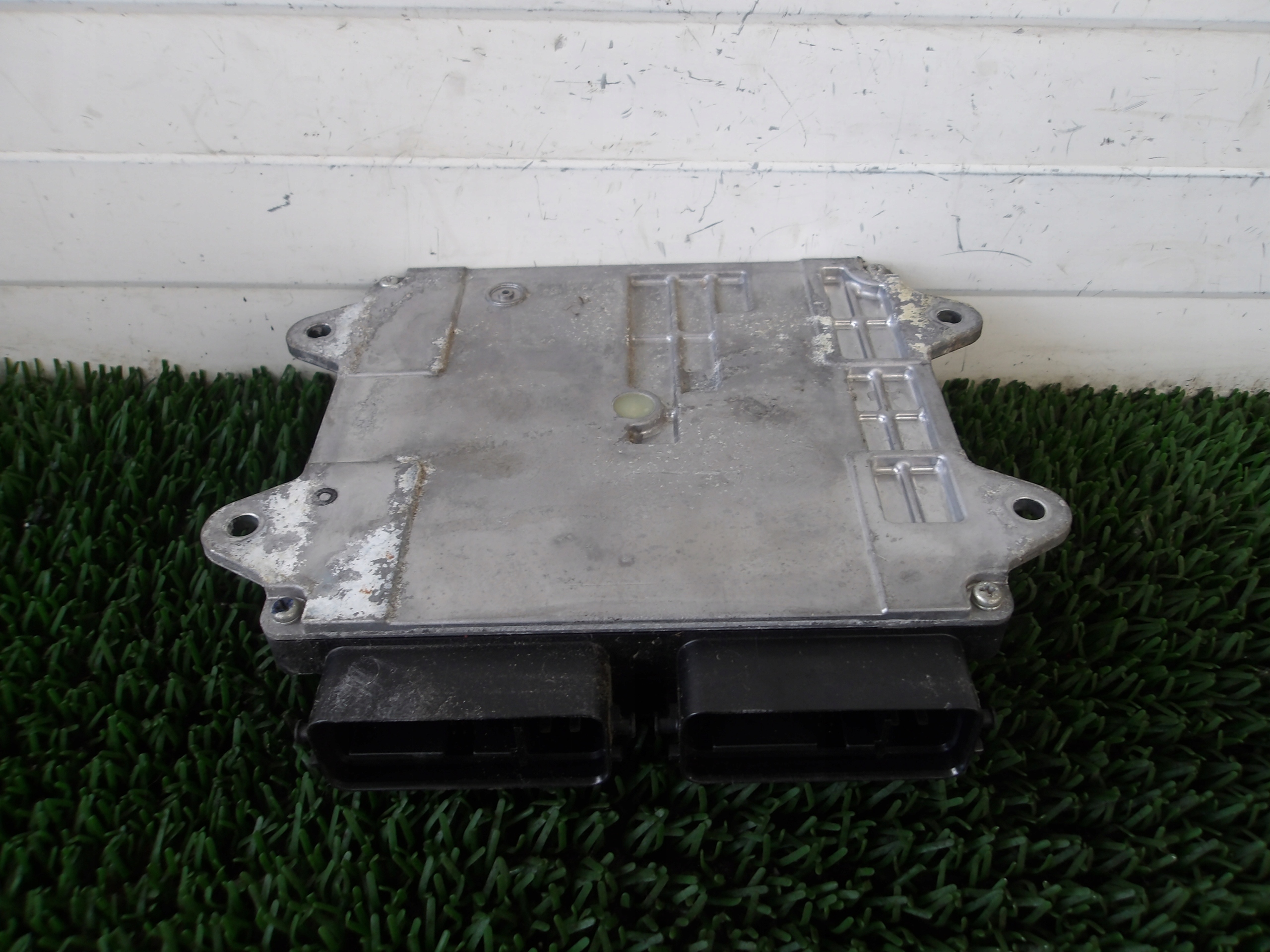 COLT Z30 LIFT 09-12 1.1 computer Motore 1860B868