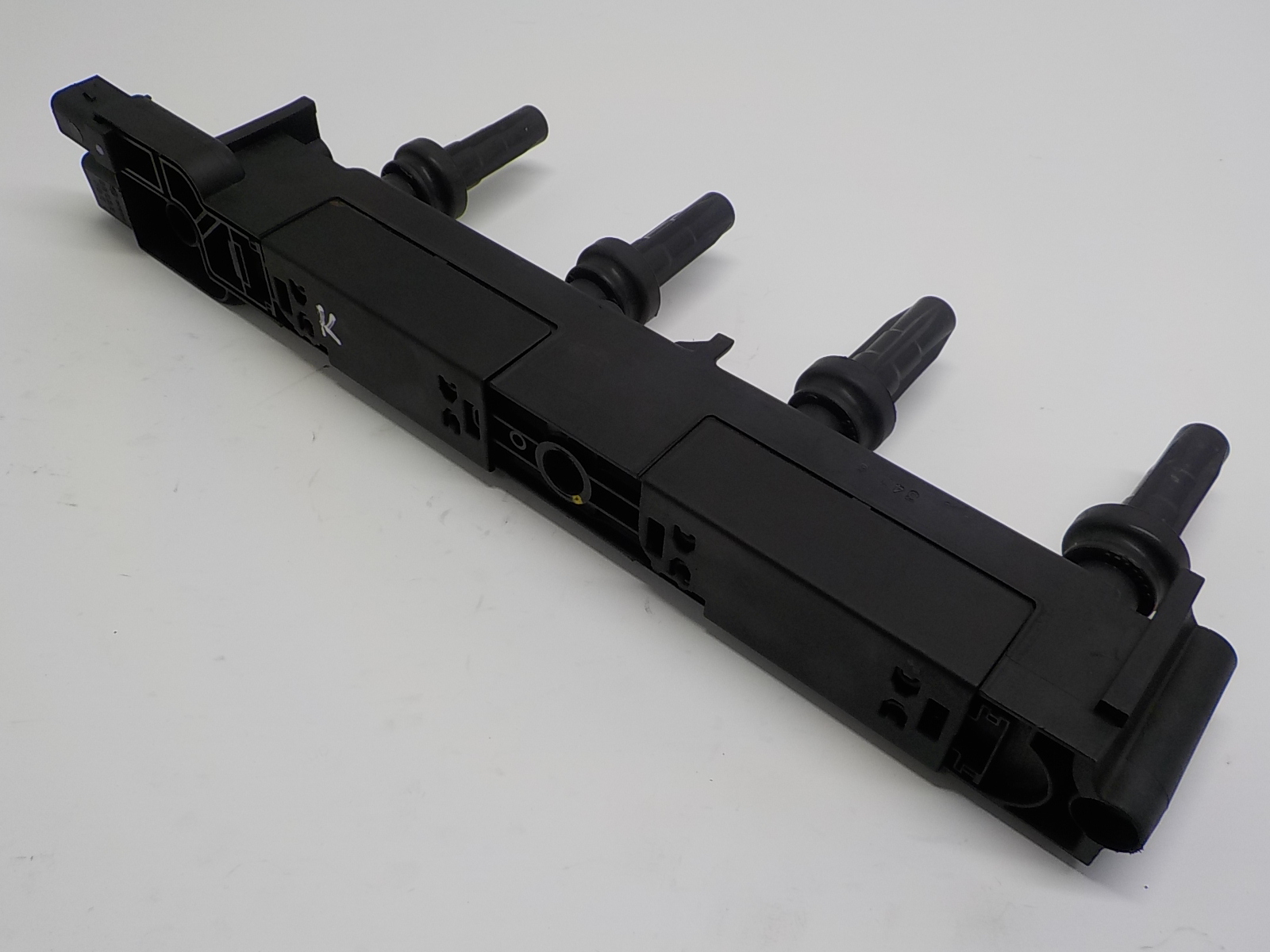 PEUGEOT CITROEN 1.8 16V 6FZ CEWKA ZAPŁONOWA BBC 2526118A