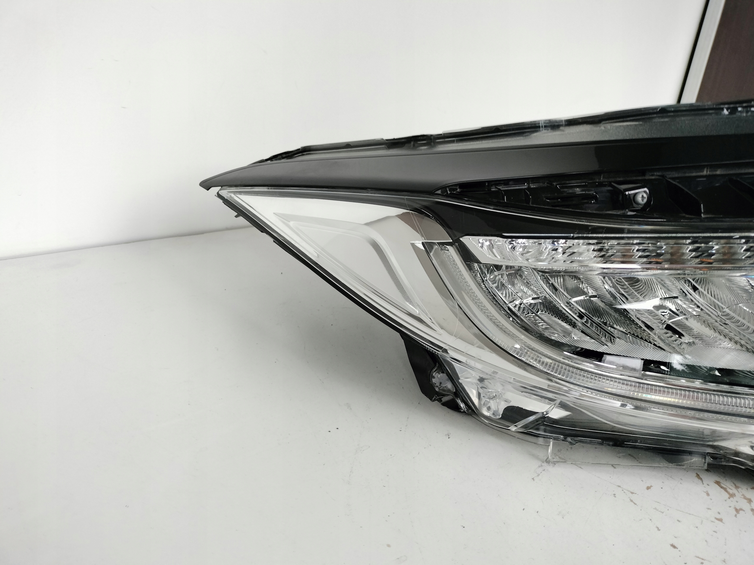 light right REFLEKTOR HONDA HRV 18- LIFT FULL LED