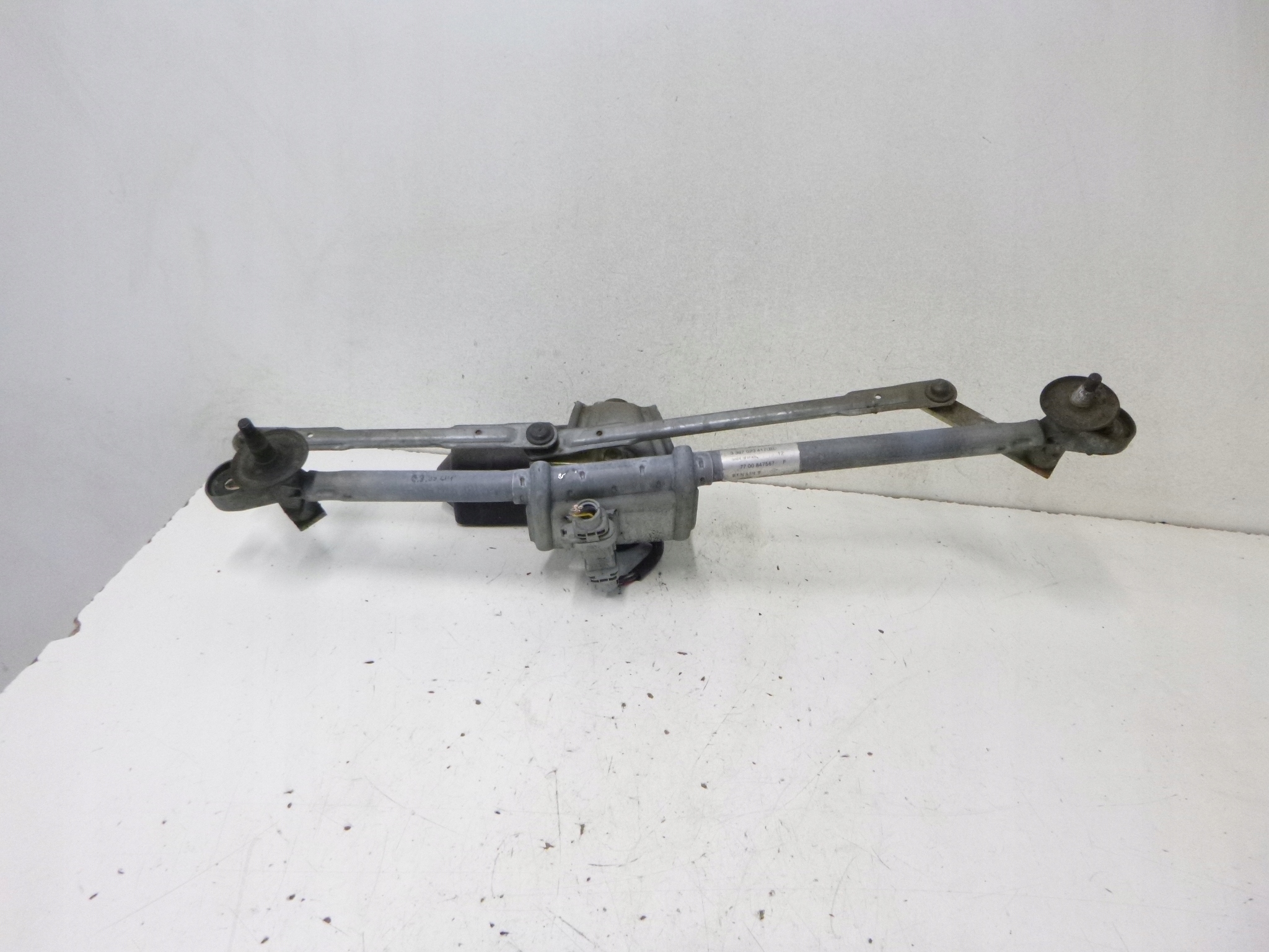 wiper mechanism front Renault Clio II 99r.