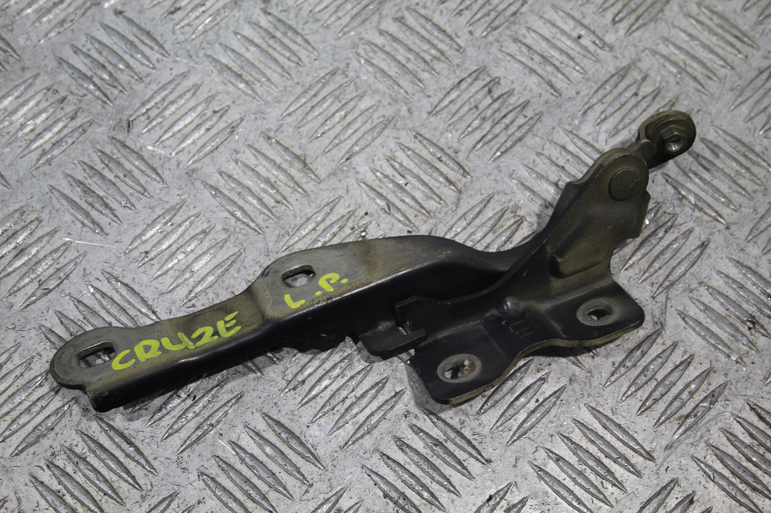hinge bonnets left front CHEVROLET CRUZE