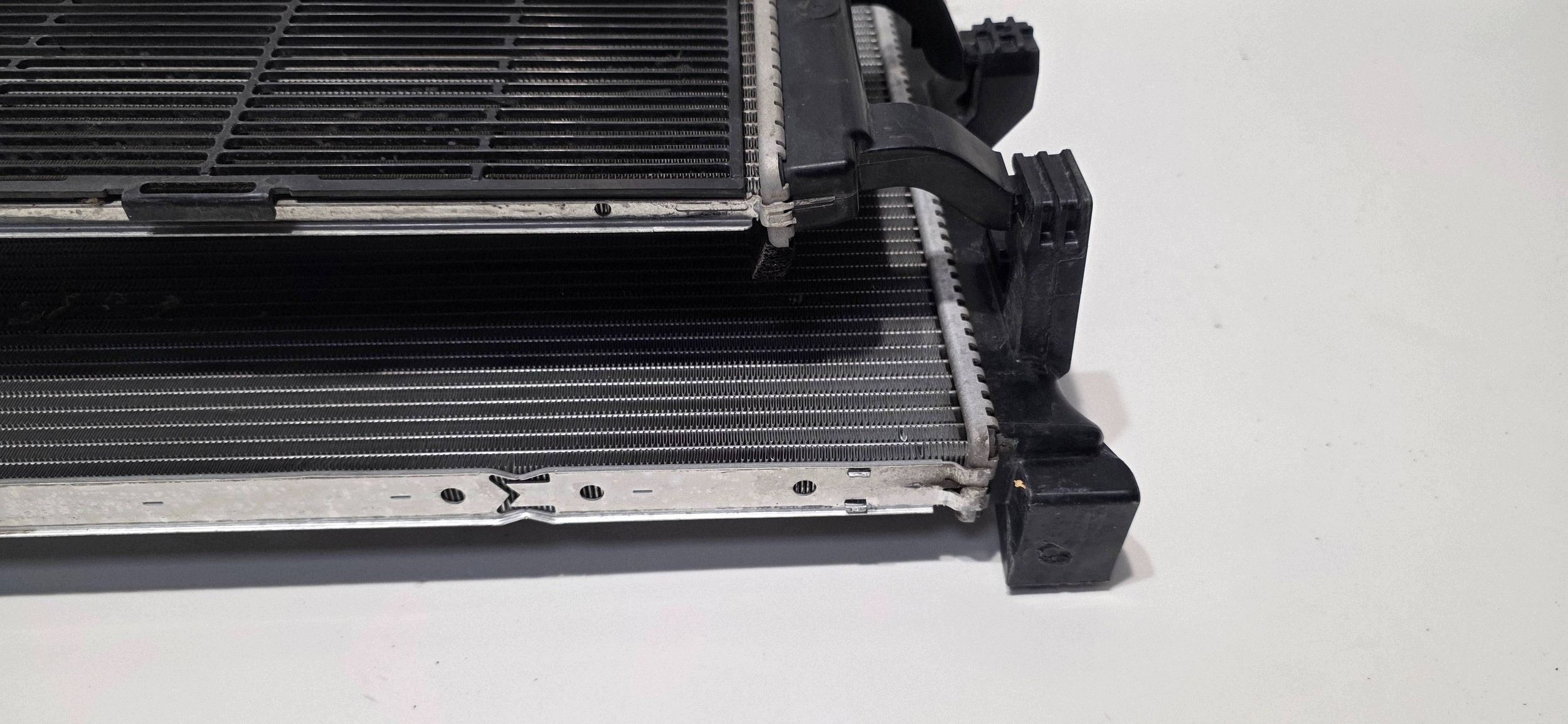 Komplet chladiče předek Renault Austral 214572452R