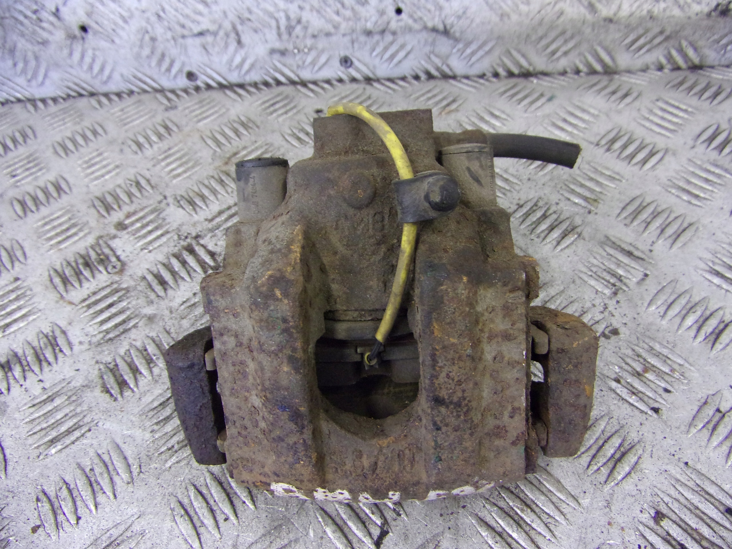 caliper brake right rear part rear BMW E34