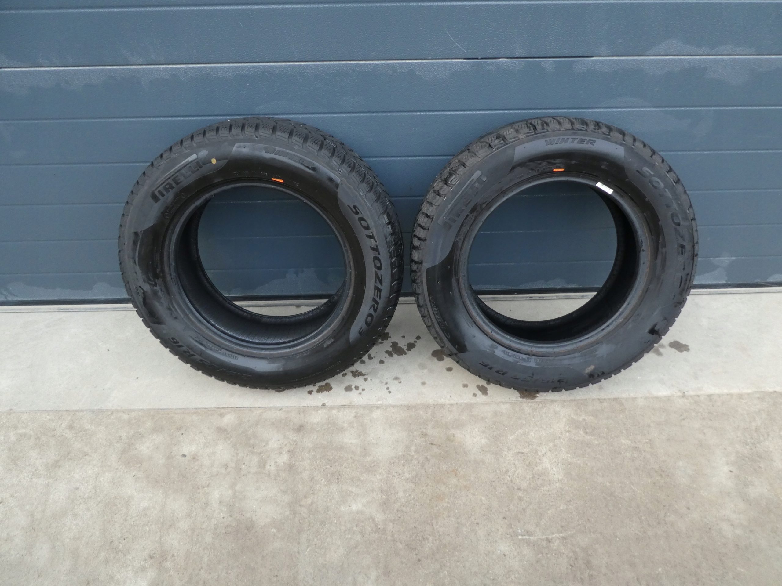 2X tyres Pirelli 215/65/16 2016/2018R