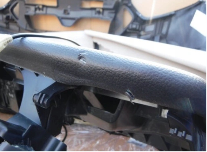 BOCZEK BAGAZNIKA LEWY FORD CUSTOM LIFT Part number gk2q