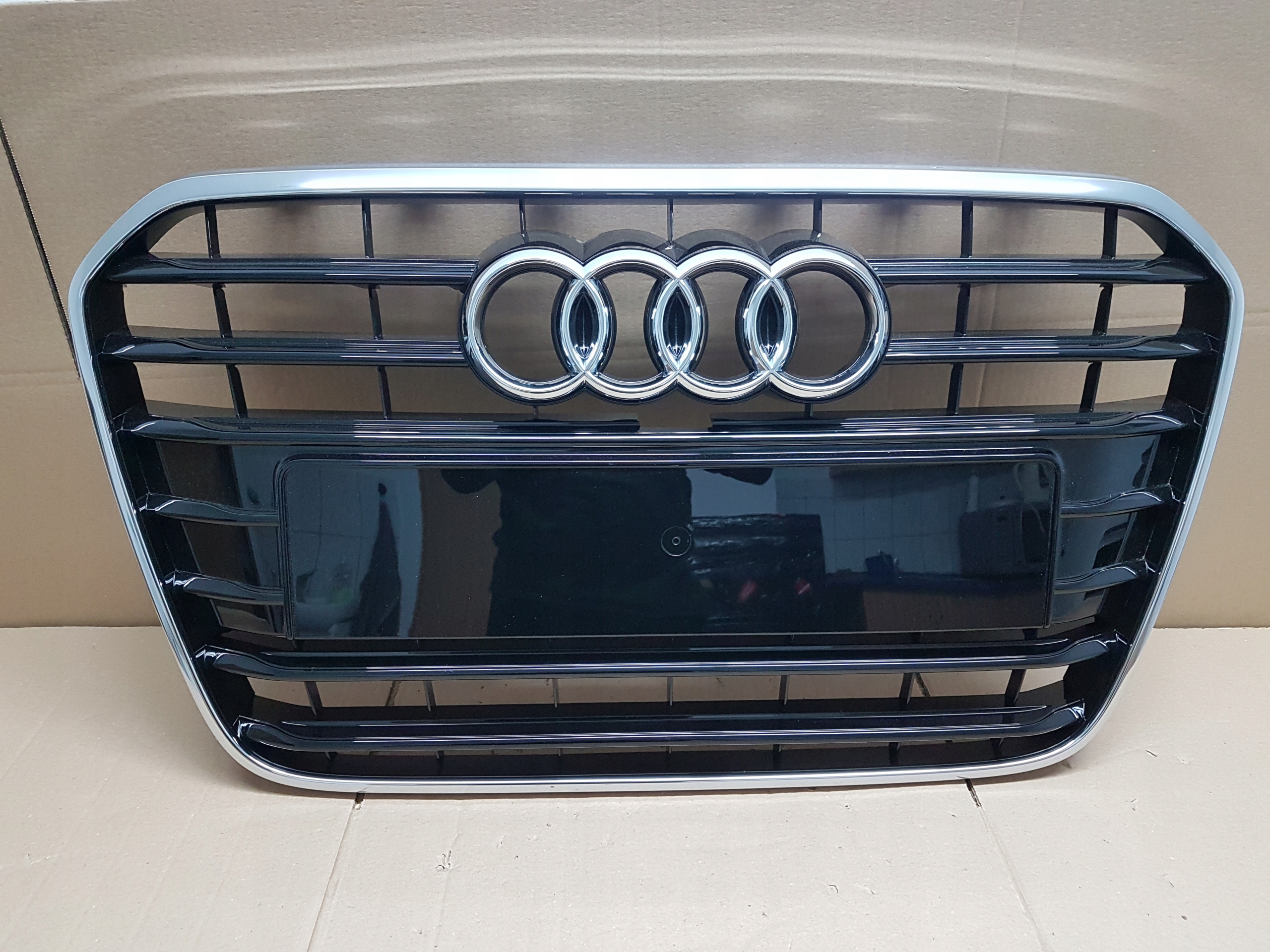 РЕШІТКА РАДІАТОРА РЕШІТКА ПЕРЕД AUDI A6 C7 РЕСТАЙЛІНГ g0853653  НОВИЙ!!!!
