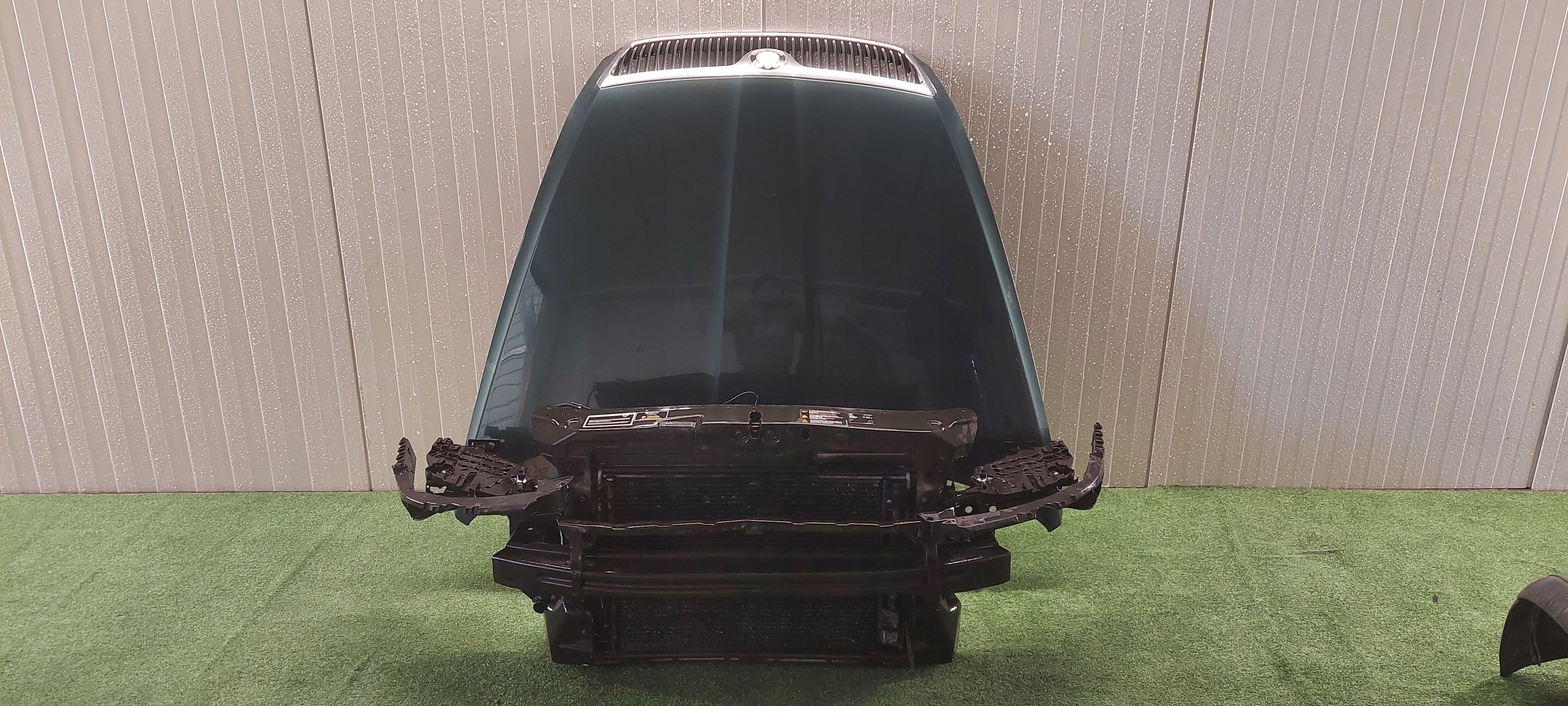 support panel for radiators complete SKODA OCTAVIA II