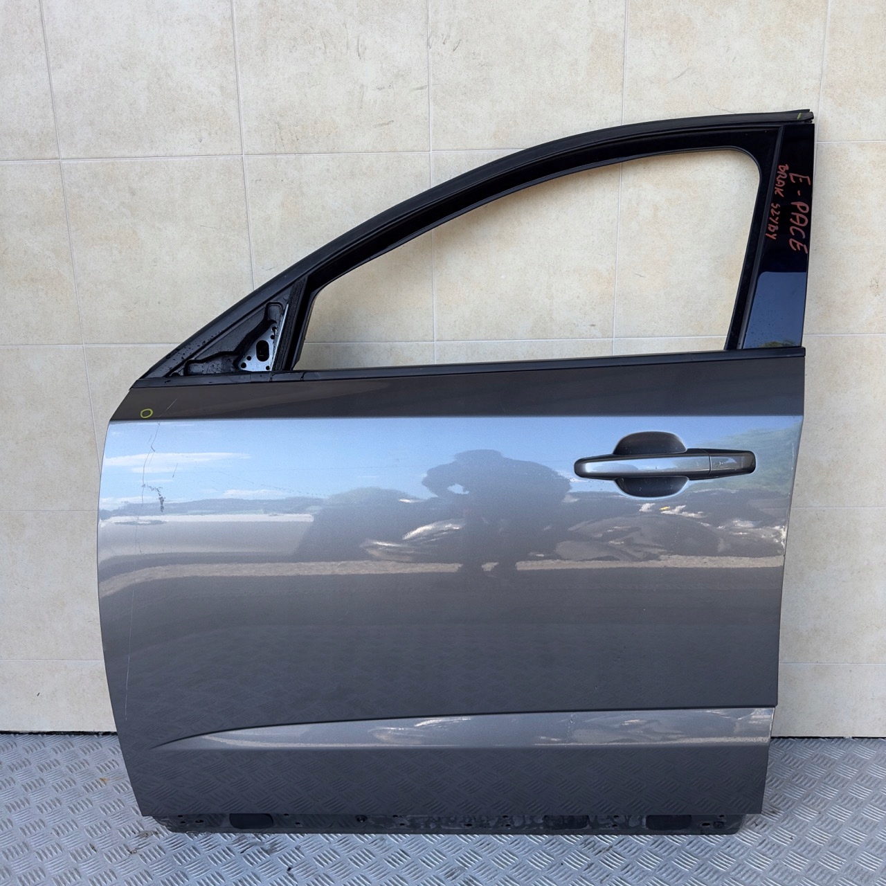 DOOR FRONT LEFT JAGUAR E-PACE 2017 ROK