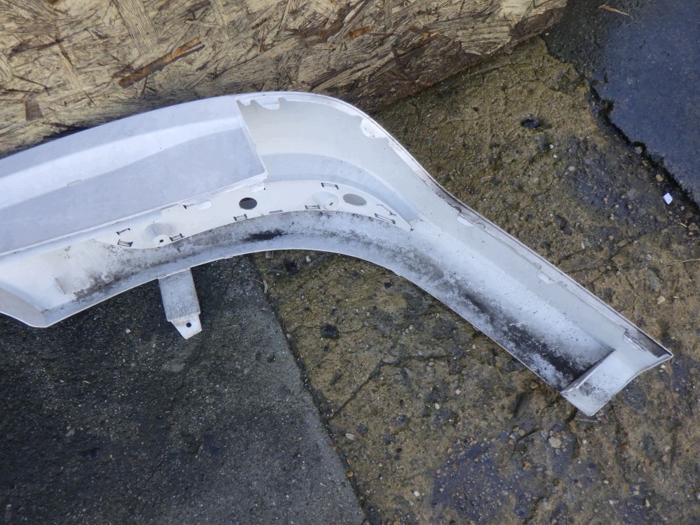 FORD FOCUS MK3 KOMBI ST 10- without PDC bumper rear rear part