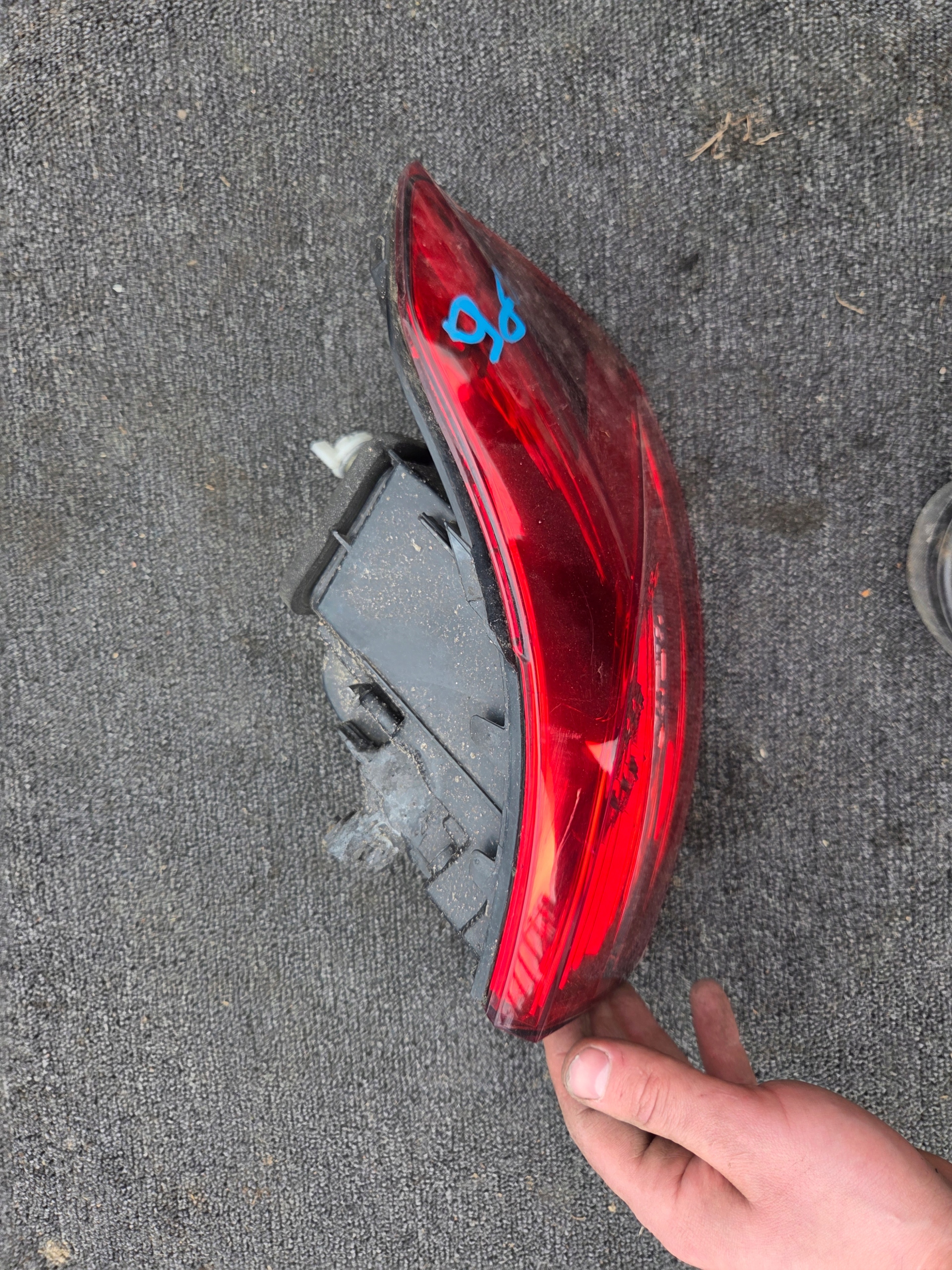 light rear right VOLKSWAGEN PASSAT B8 3G9945208F