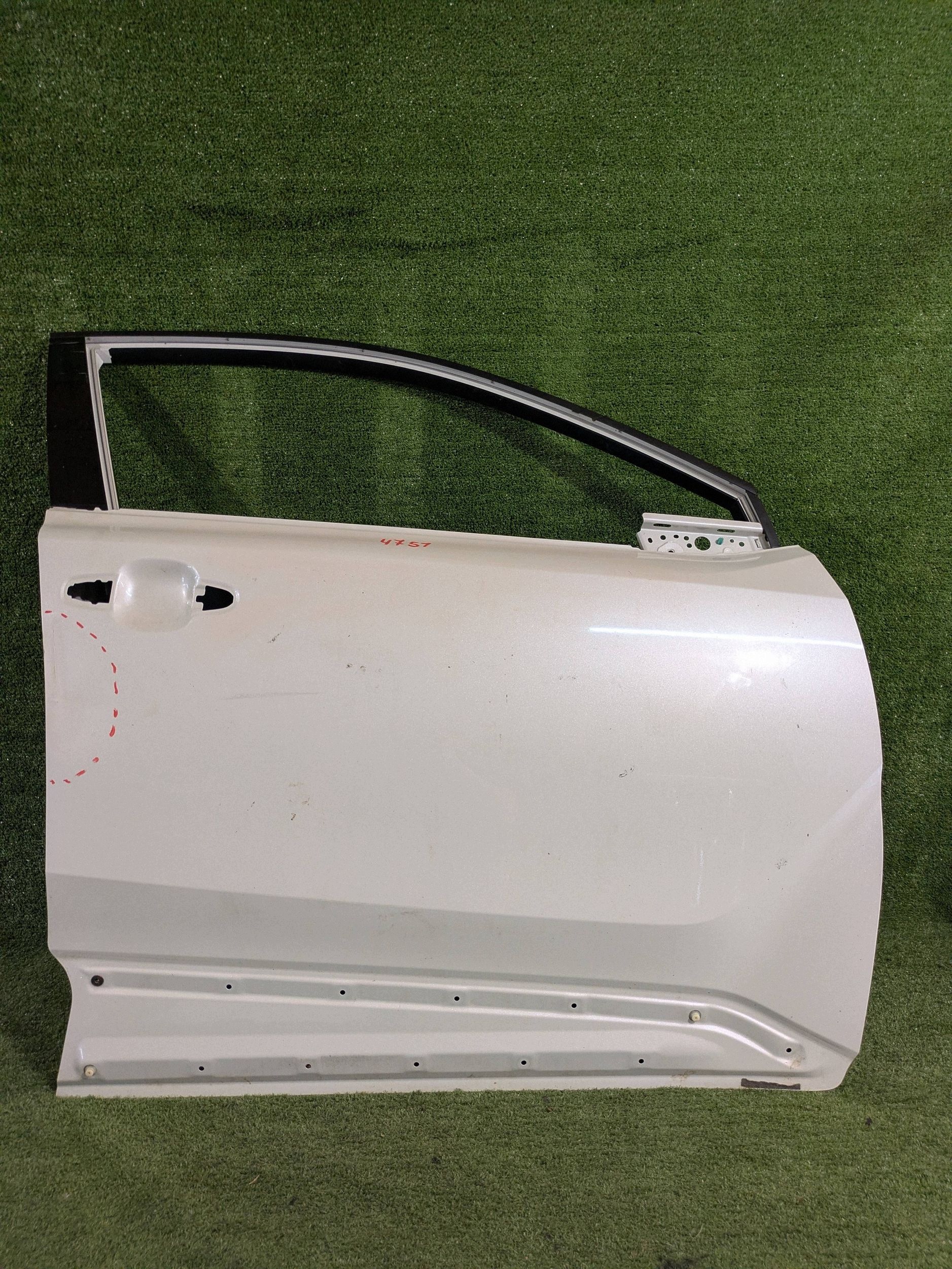 door front right right front TOYOTA C-HR and NR.D4751