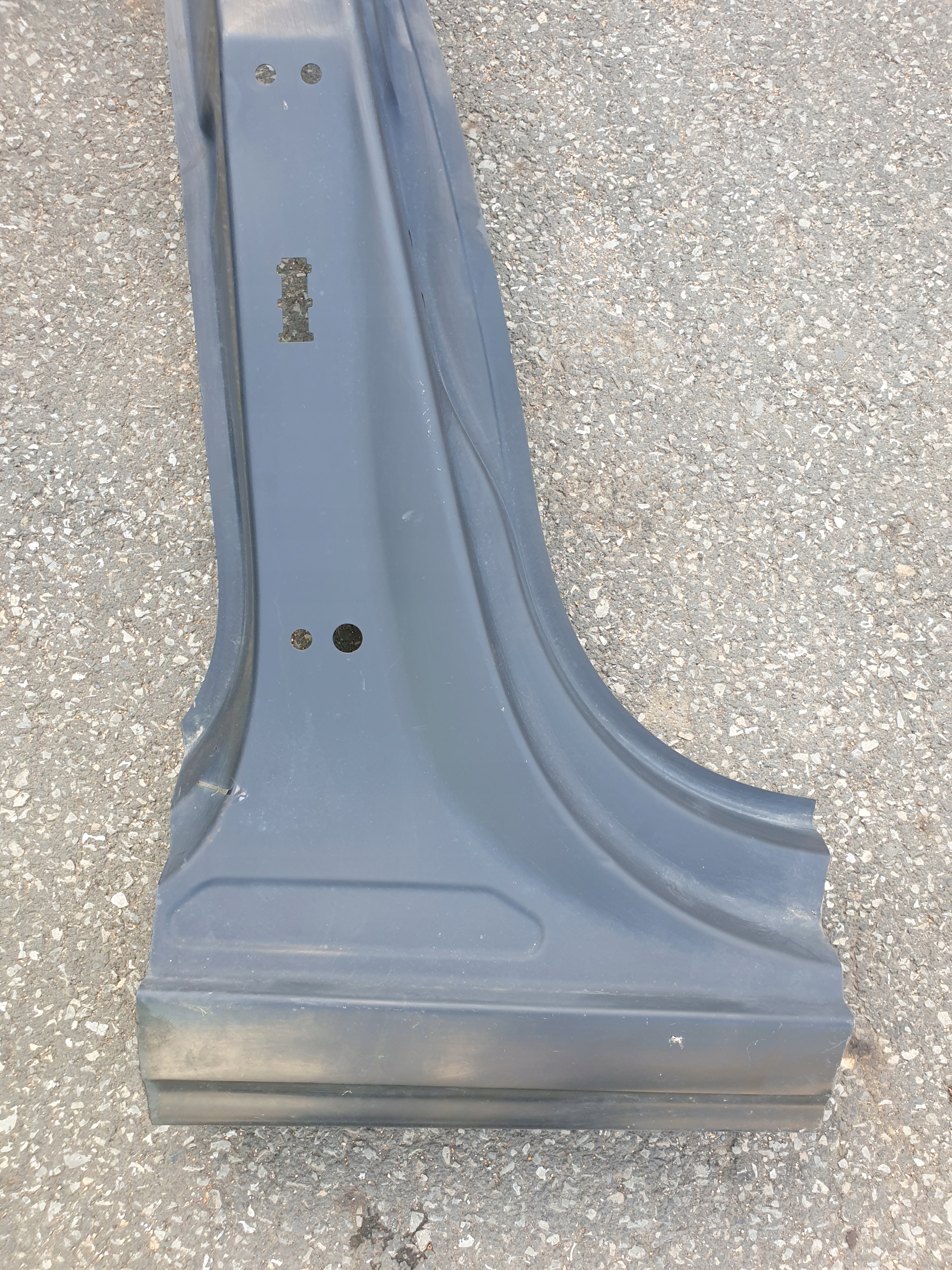 threshold pillar central side GORA AUDI A4 B9 8W OE EUROPA 8W9809848C