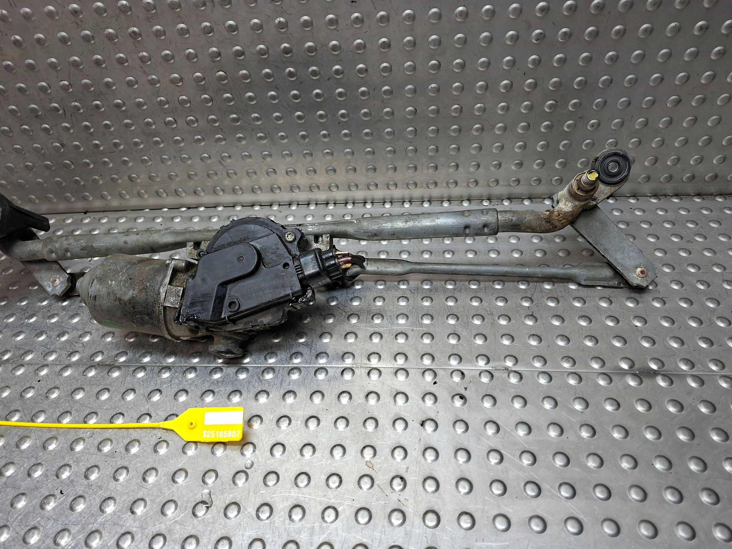 wiper mechanism front LEXUS IS II 05- 85110-53040