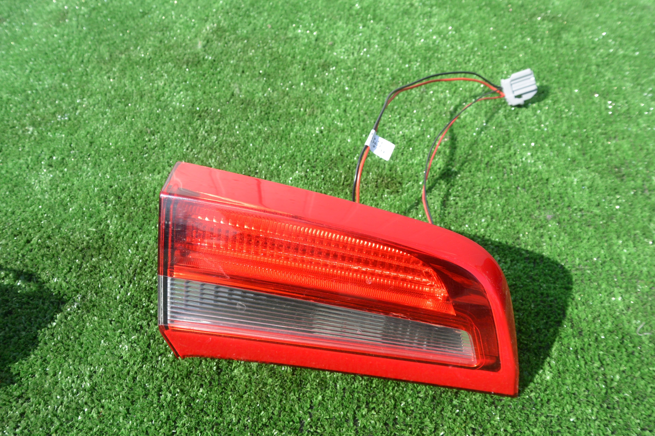 light bonnet rear part KPL right left VOLVO S60