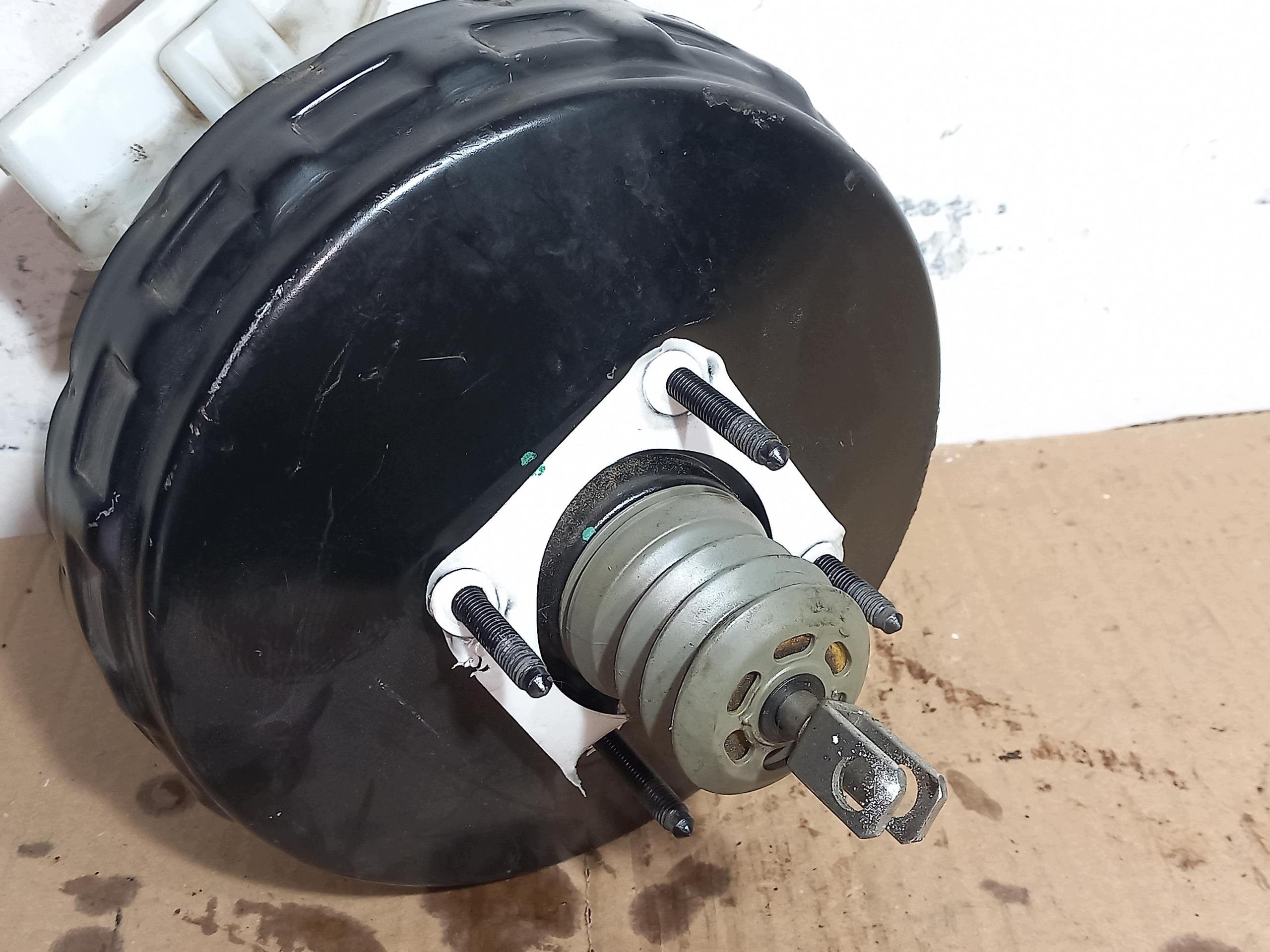 pump servo brake RANGE ROVER EVOQUE L538 BJ32-2B195-AC