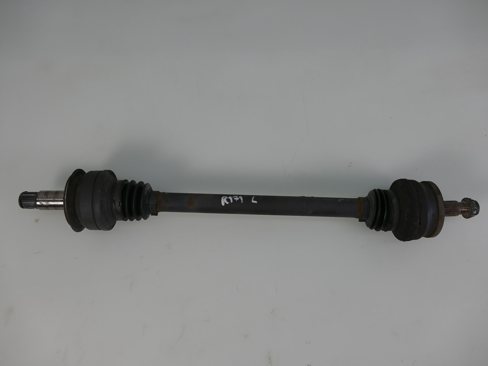 MERCEDES R171 3.5 V6 semi-axis left left rear part