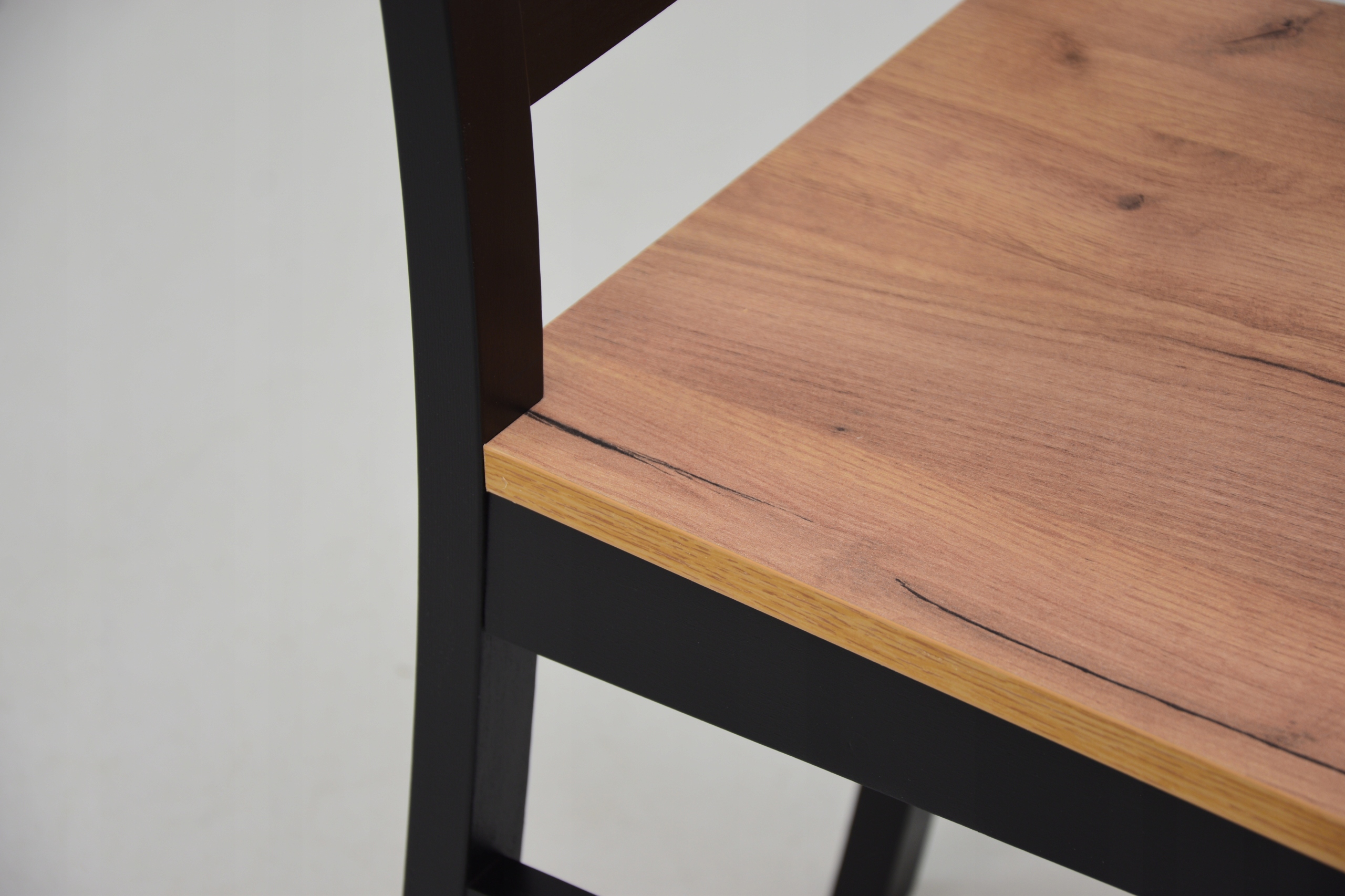 ZESTAW DĄB CRAFT STÓŁ MK3 ROZKŁADANY+6 KRZESEŁ Szerokość siedziska 42 cm