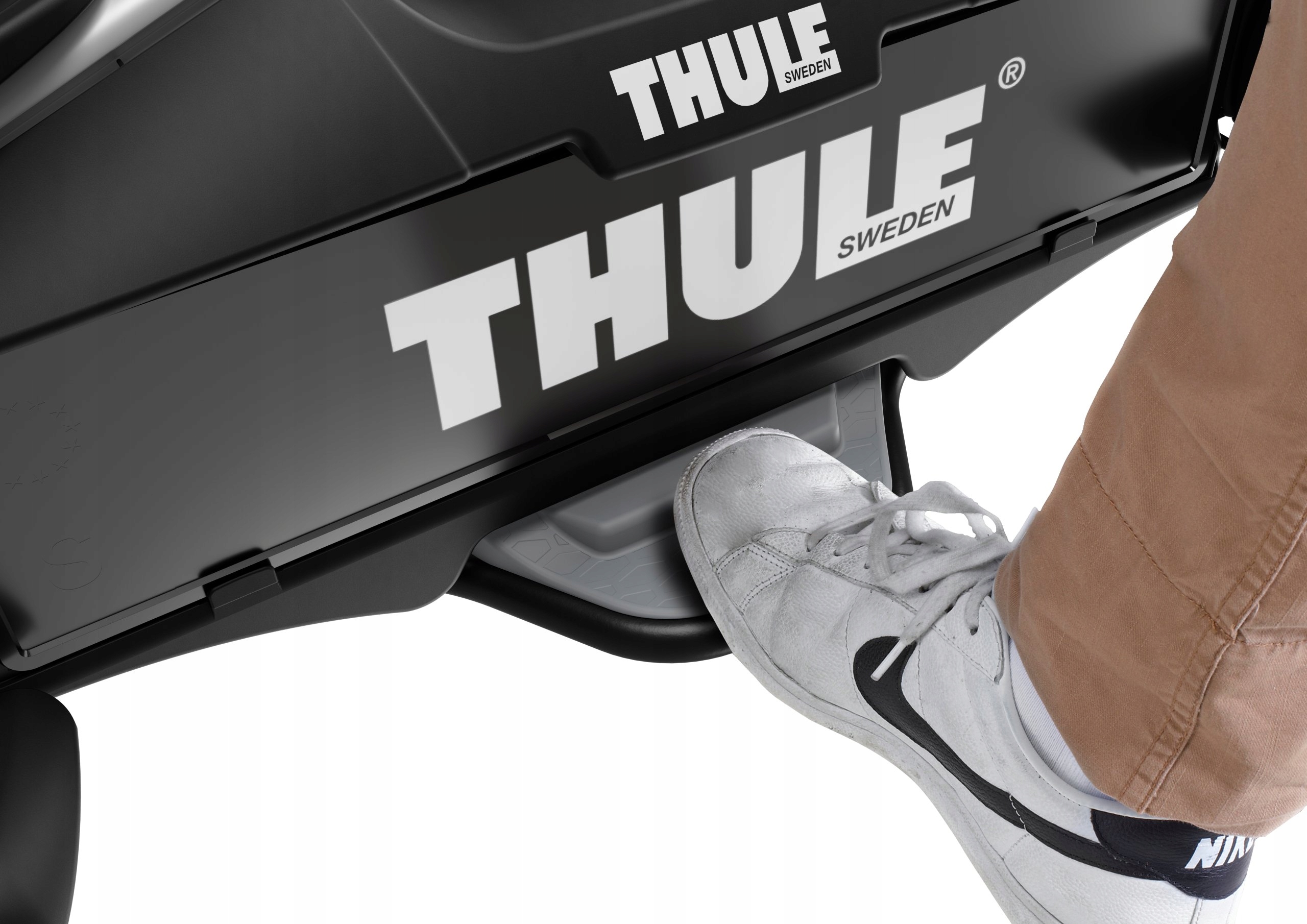 Bagażnik rowerowy platforma rowerowa hak 4 rowery THULE VELOCOMPACT 926+1 Typ uchwytu platforma
