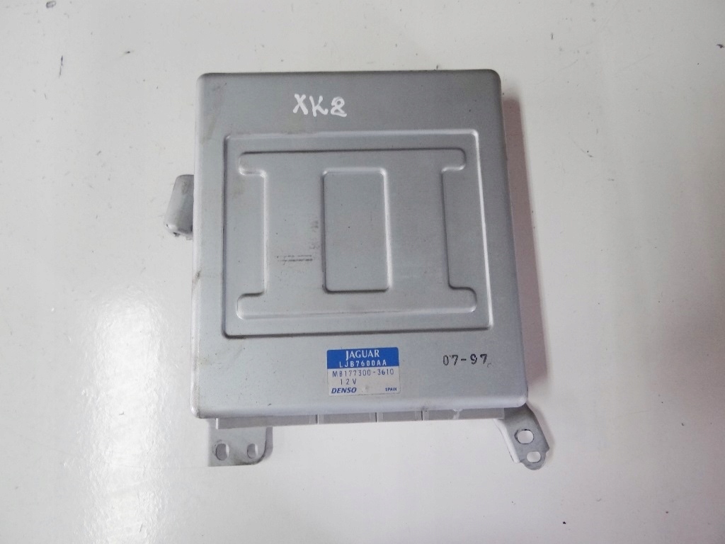 Jaguar Xk8 98r X100 модуль кондиціонера Ljb7600aa
