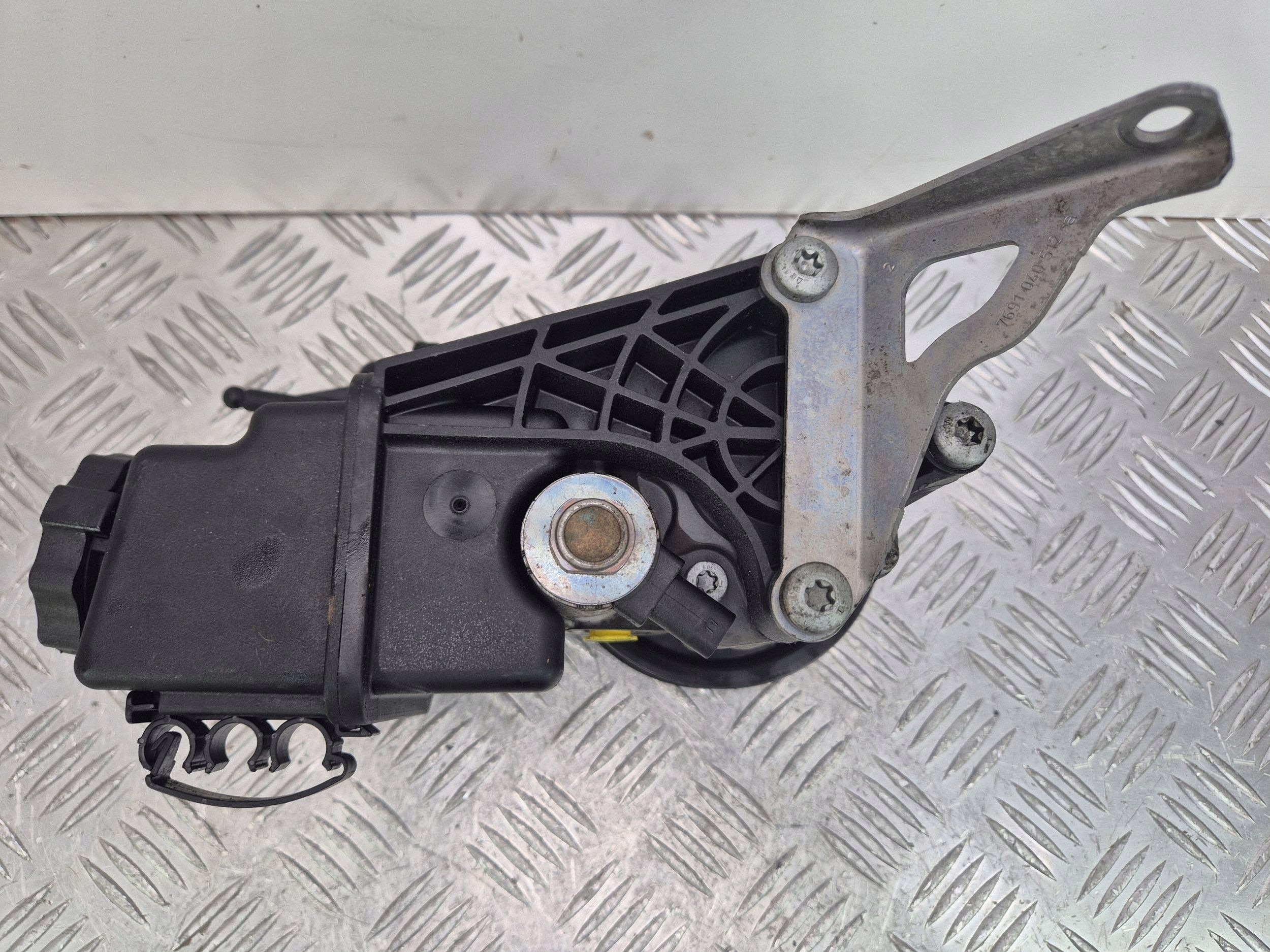 Mercedes C250 CDI W204 servo pump 0064661501