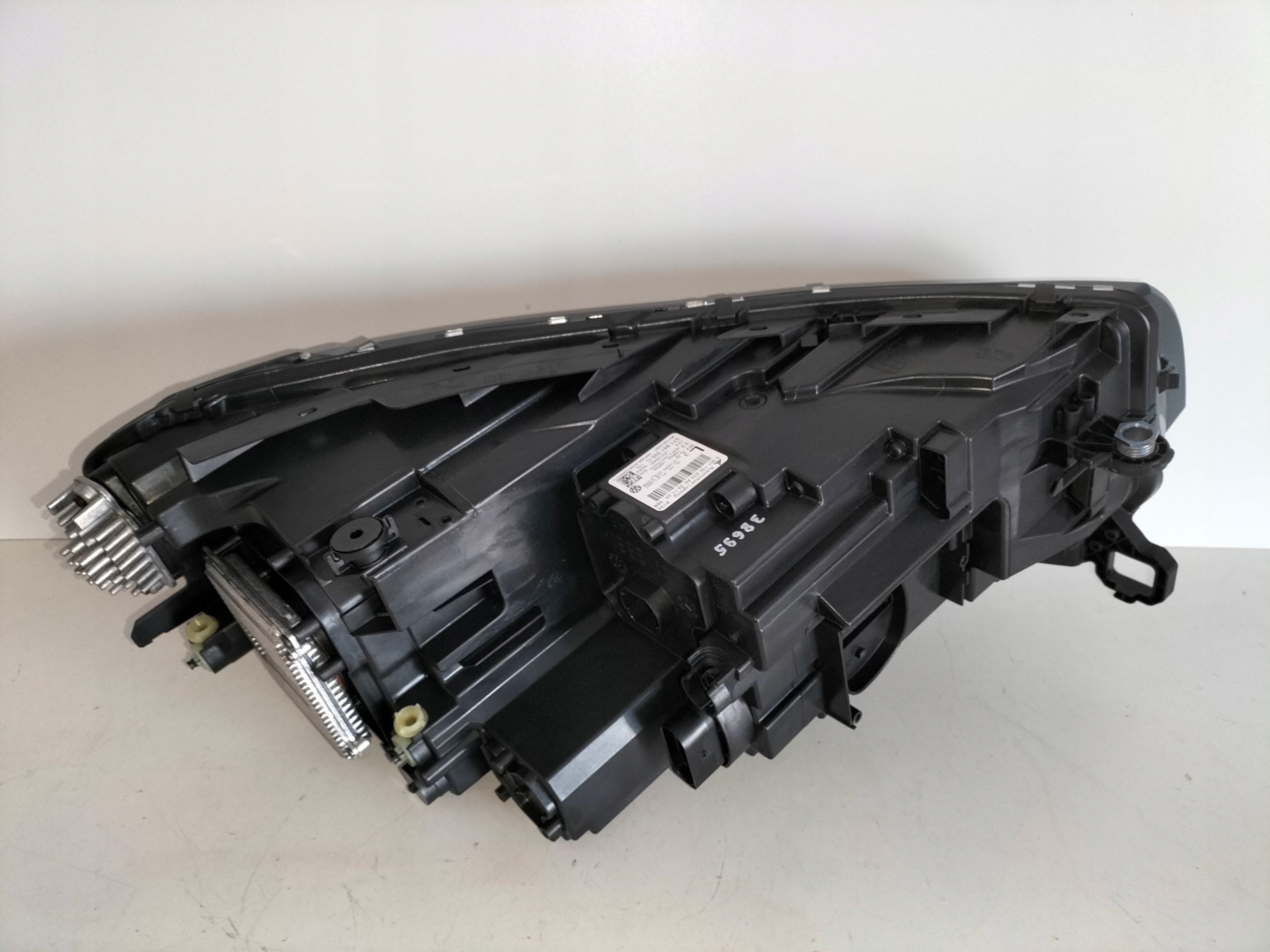 light front reflektor left VW TIGUAN 3 III 24- FULL LED