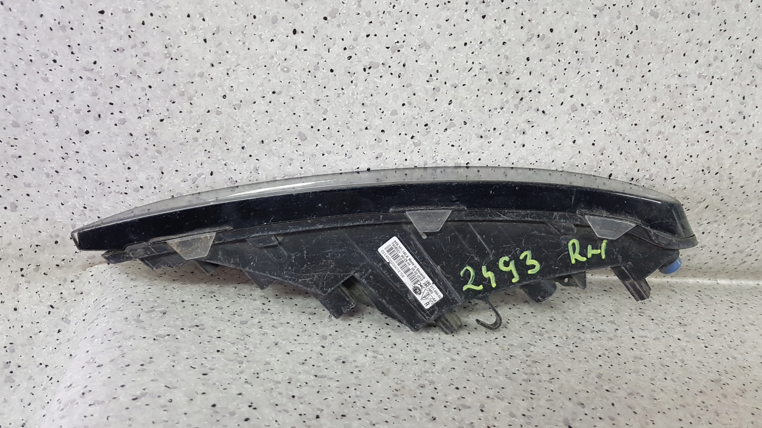PORSCHE MACAN 95B right light DRL LED 2493