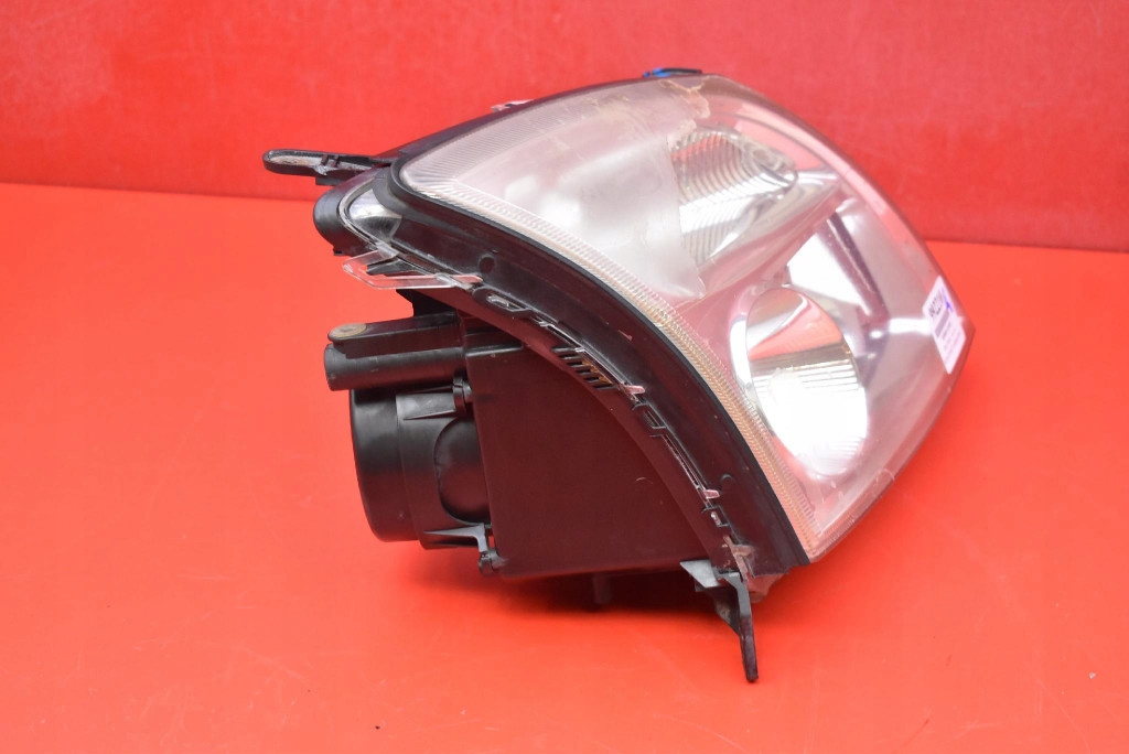 REFLEKTOR right light front lens XENON EU 155888-00 OPEL VECTRA C 02-05