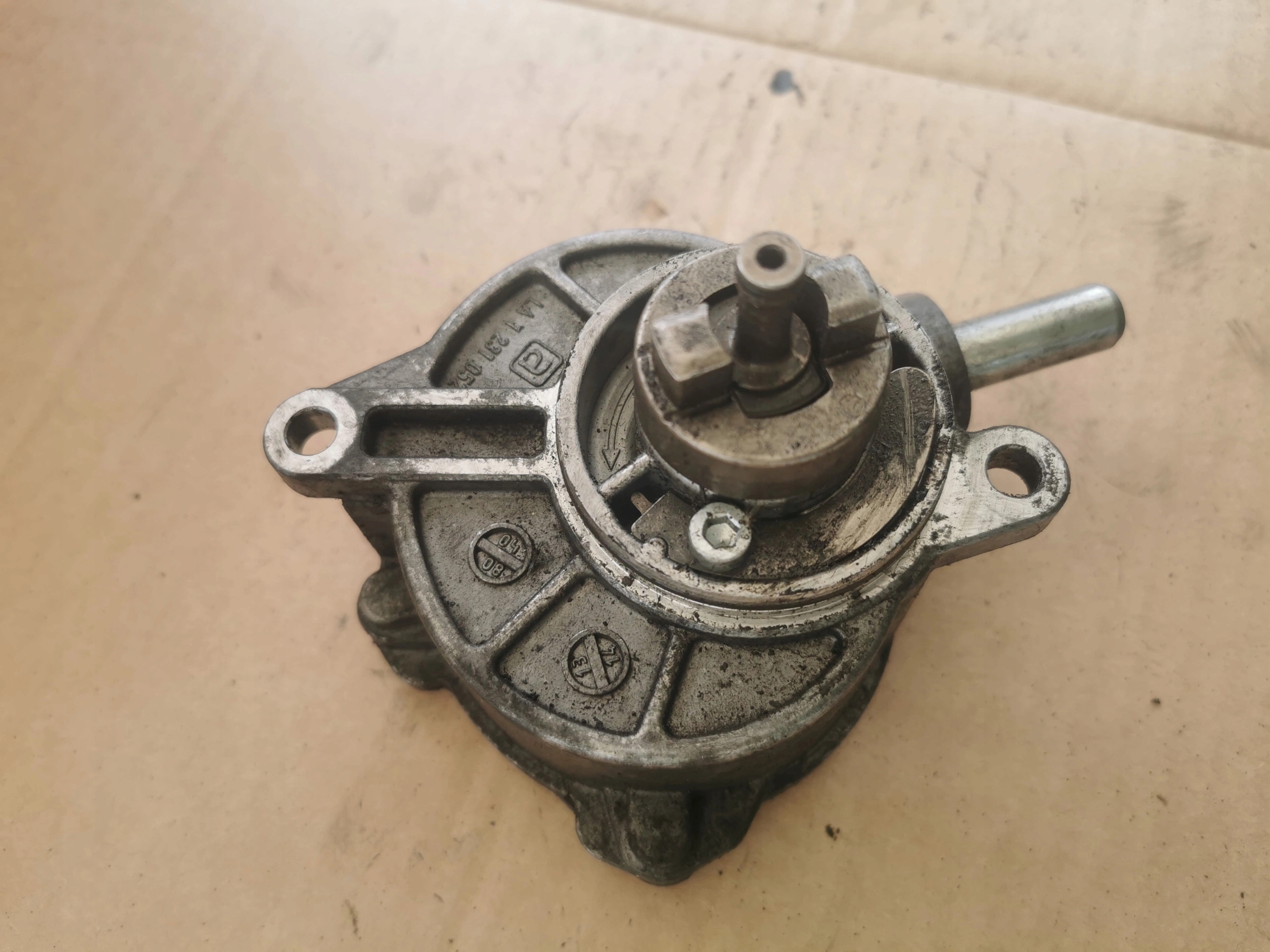 Pompa VACUM MERCEDES SPRINTER 2.2 CDI A6462300365