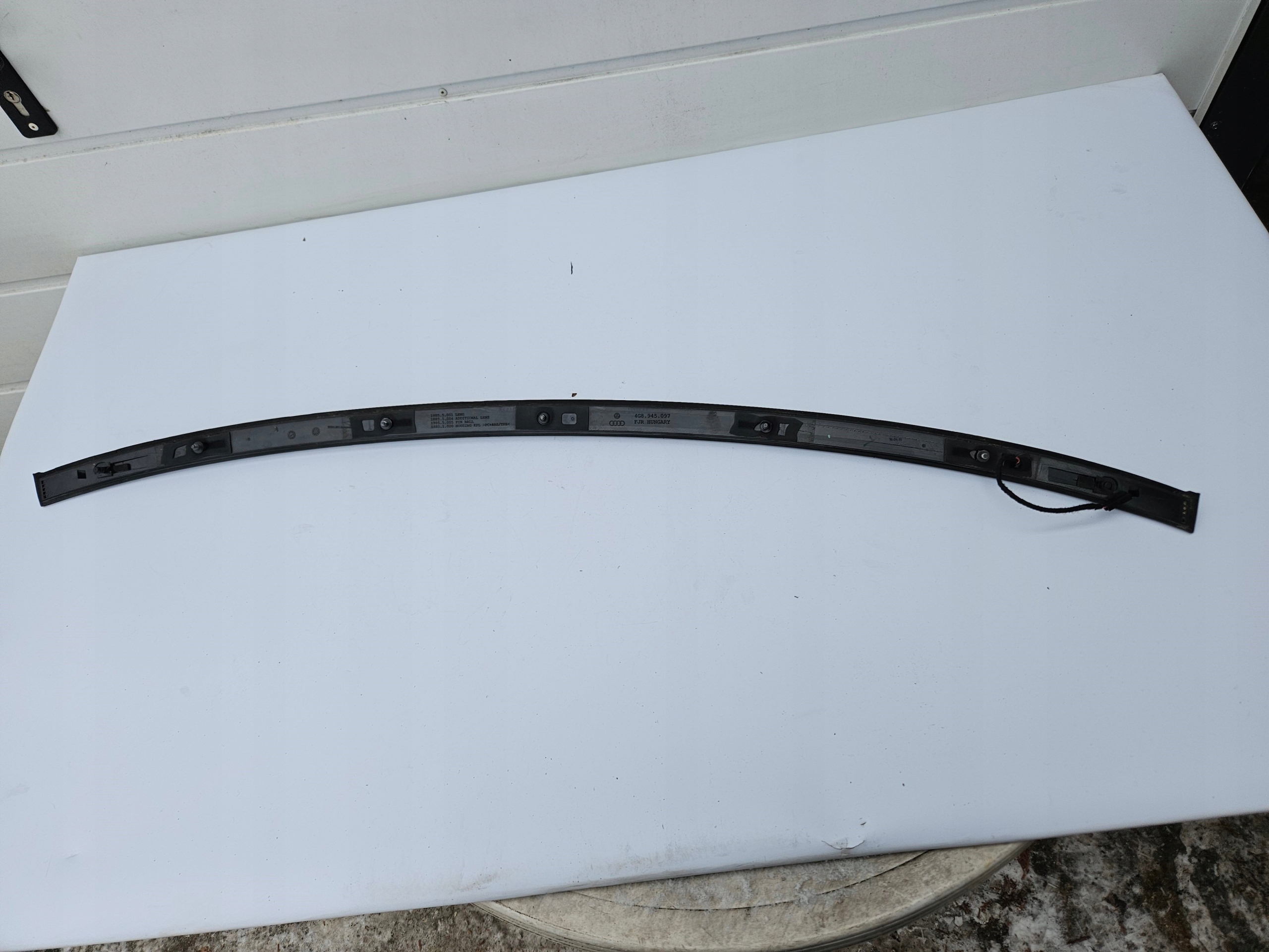 TRZECIE light STOP cap AUDI A7 C7 4G 4G8945097