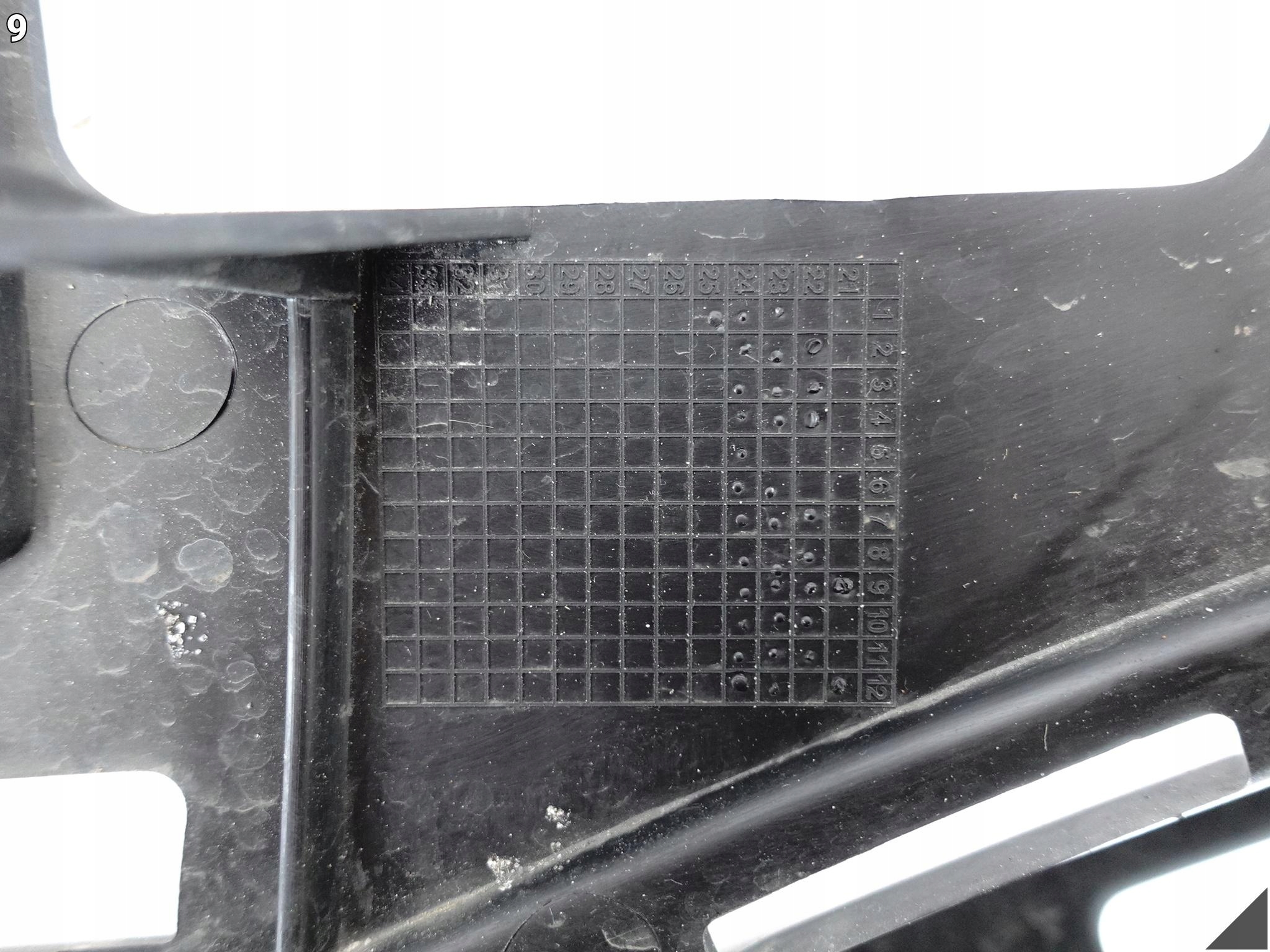 MERCEDES E-KLASA W214 AMG LINE 23- support holder W bumper front left
