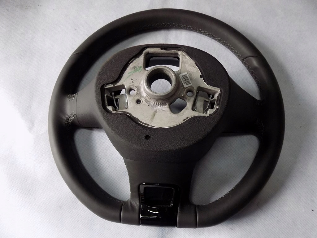 DW vw NEW BEETLE 5C руль 5C0419091AP