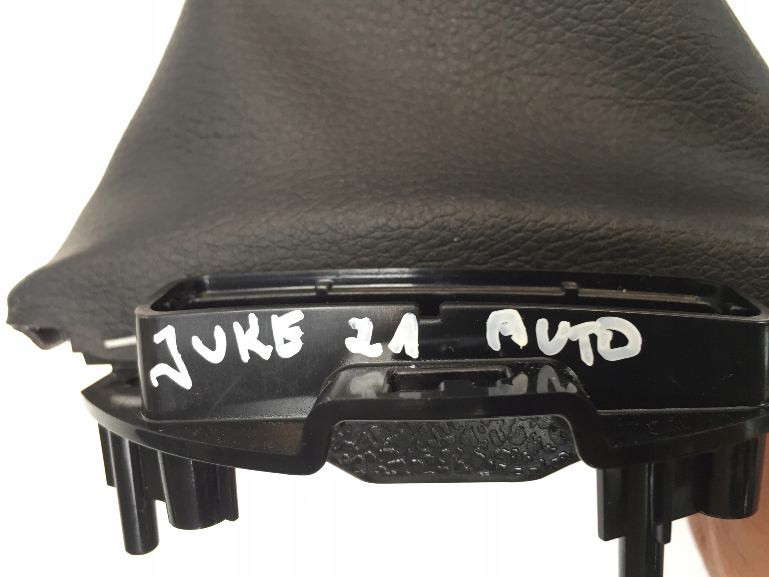 NISSAN JUKE II F16 2021 MIESZEK GALKI BIEGOW AUTO Quality of parts according to GVO Q original with factory logo OEM OES