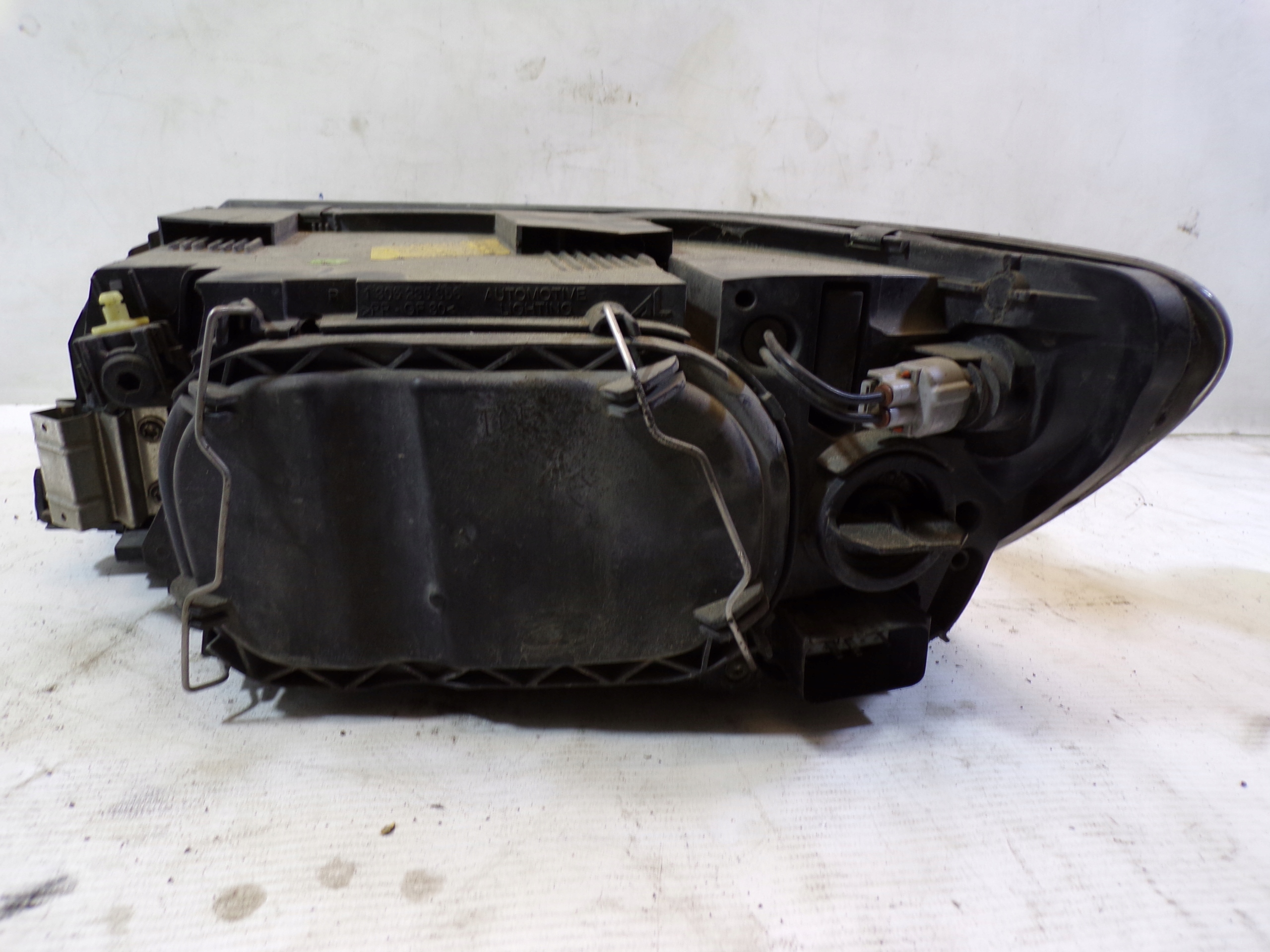 light front front right VOLVO S40 2 II lens (0)