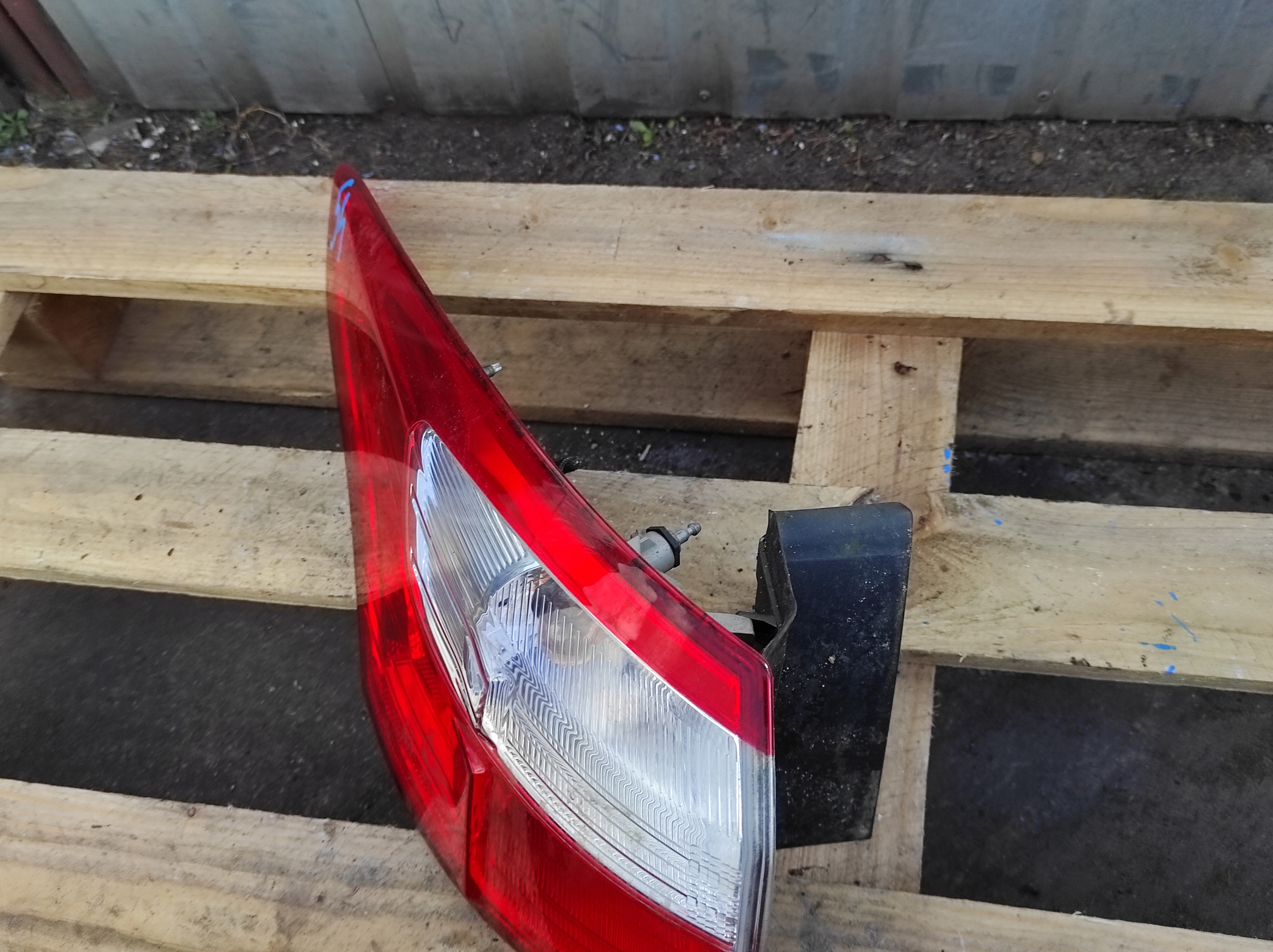 light rear part left FORD FOCUS MK3 KOMBI BM51-13405-G