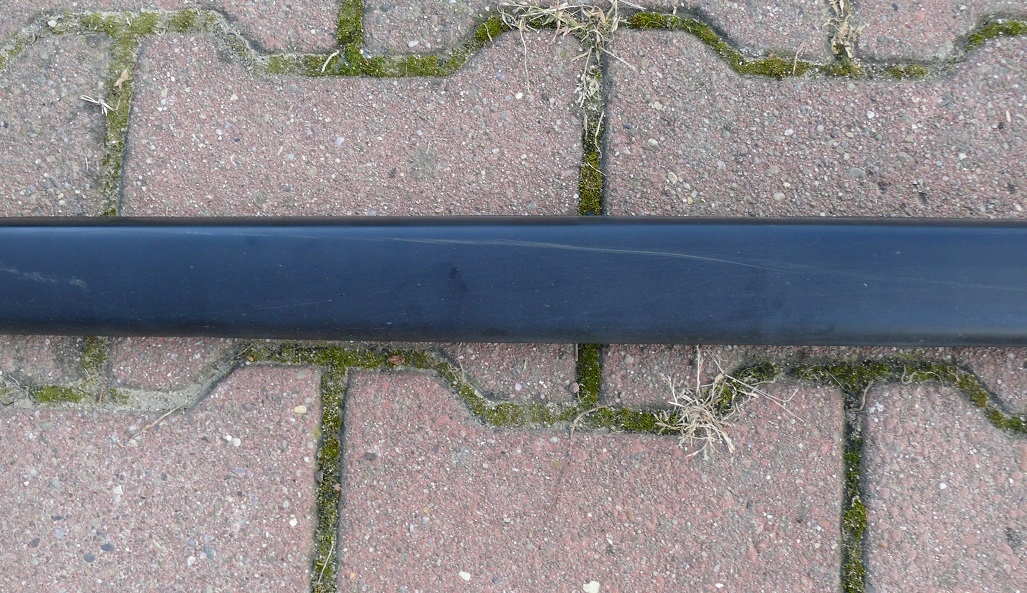 moulding lower door left front AUDI A8 D2 94-02r. 4D0854939A