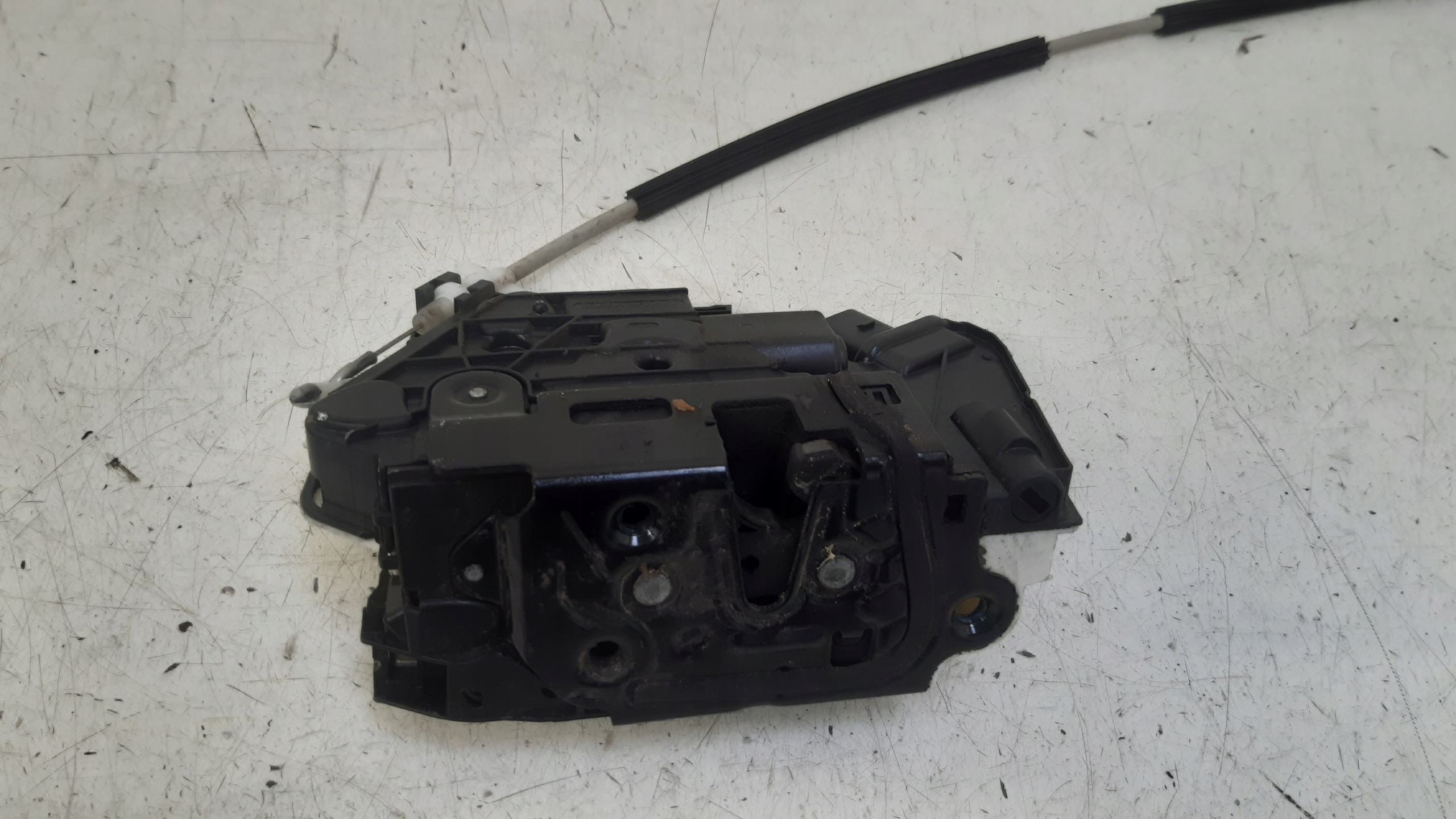 lock right front 5N1837016C Seat Ibiza 6J
