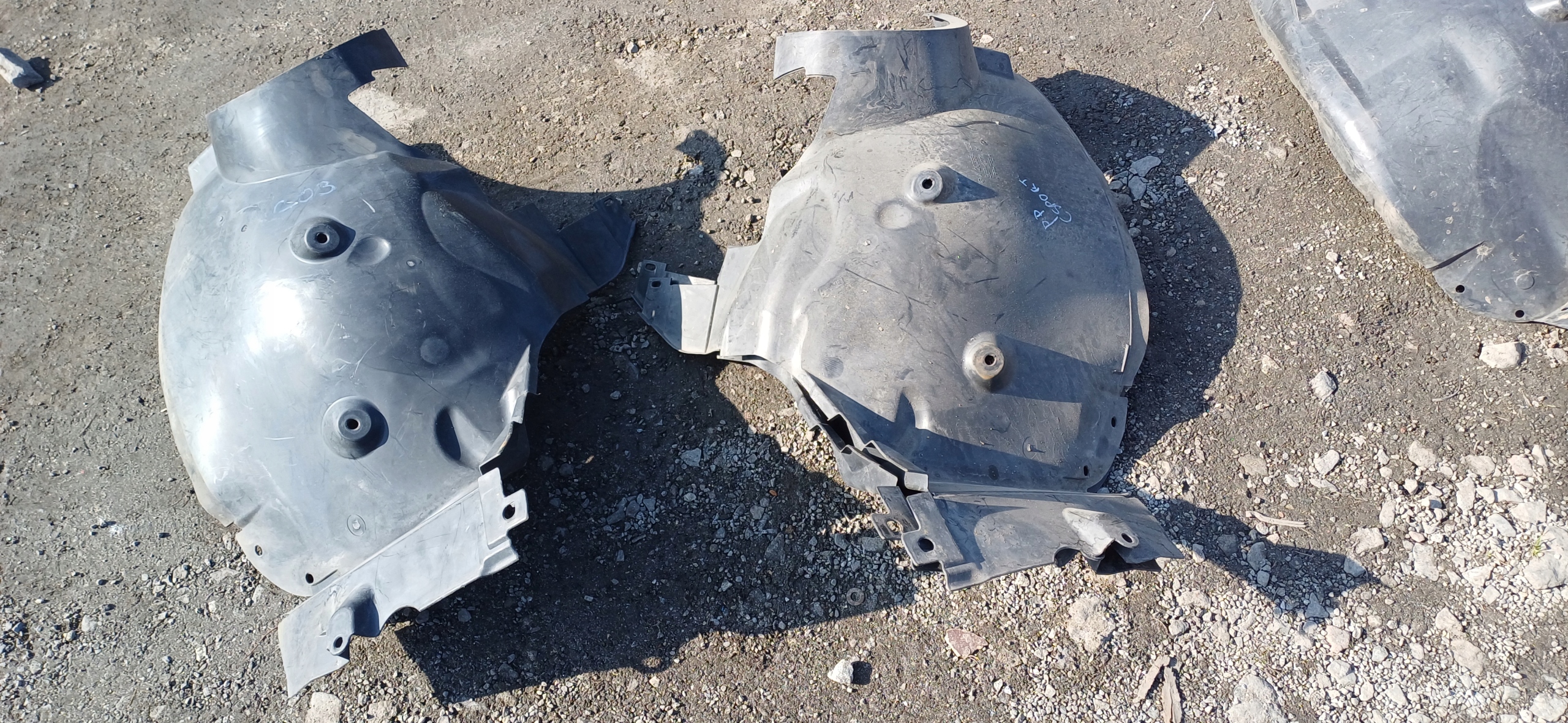 MERCEDES W203 mudguard left or right front COUPE