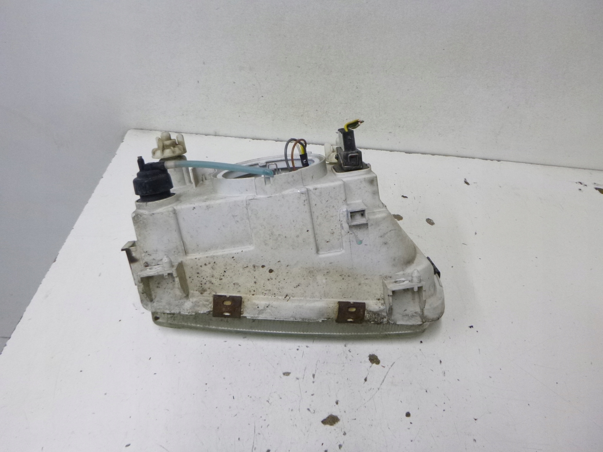 light front Skoda Felicia 1998r. ORYG HELLA