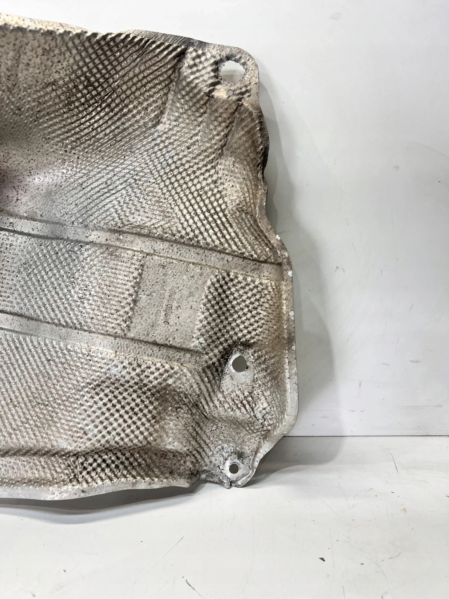 kryt TERMICZNA výfuku AUDI A4 B6 B7 8E0804173H