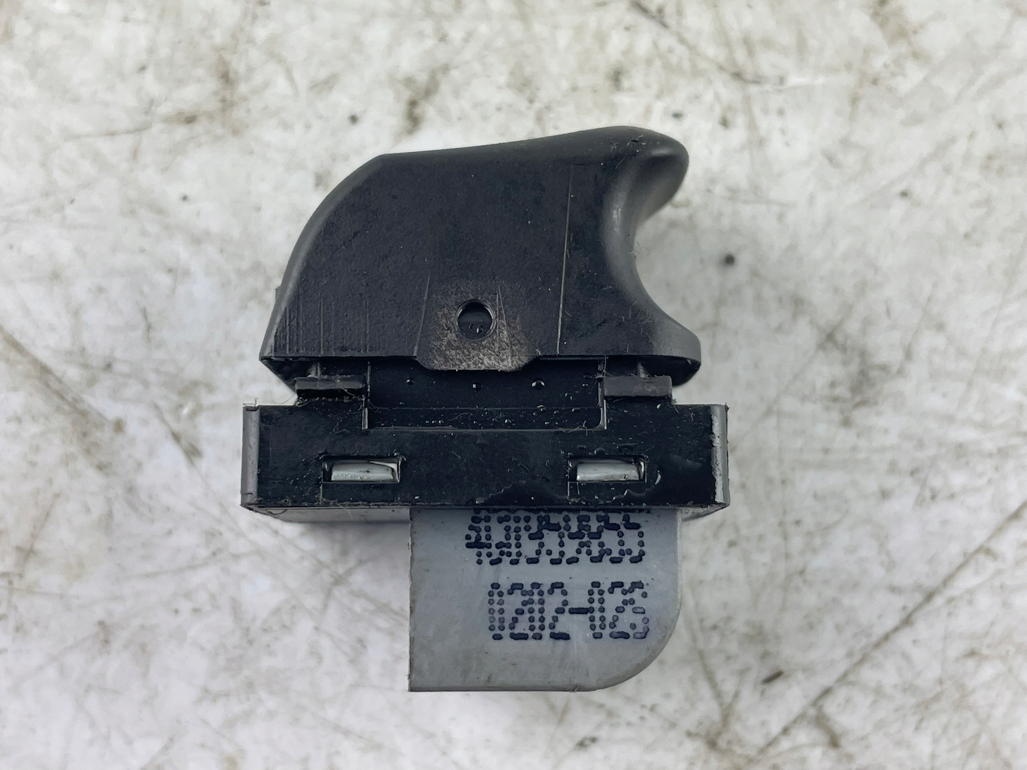 opening control switch windows right front Audi A1 4C0959855 EU