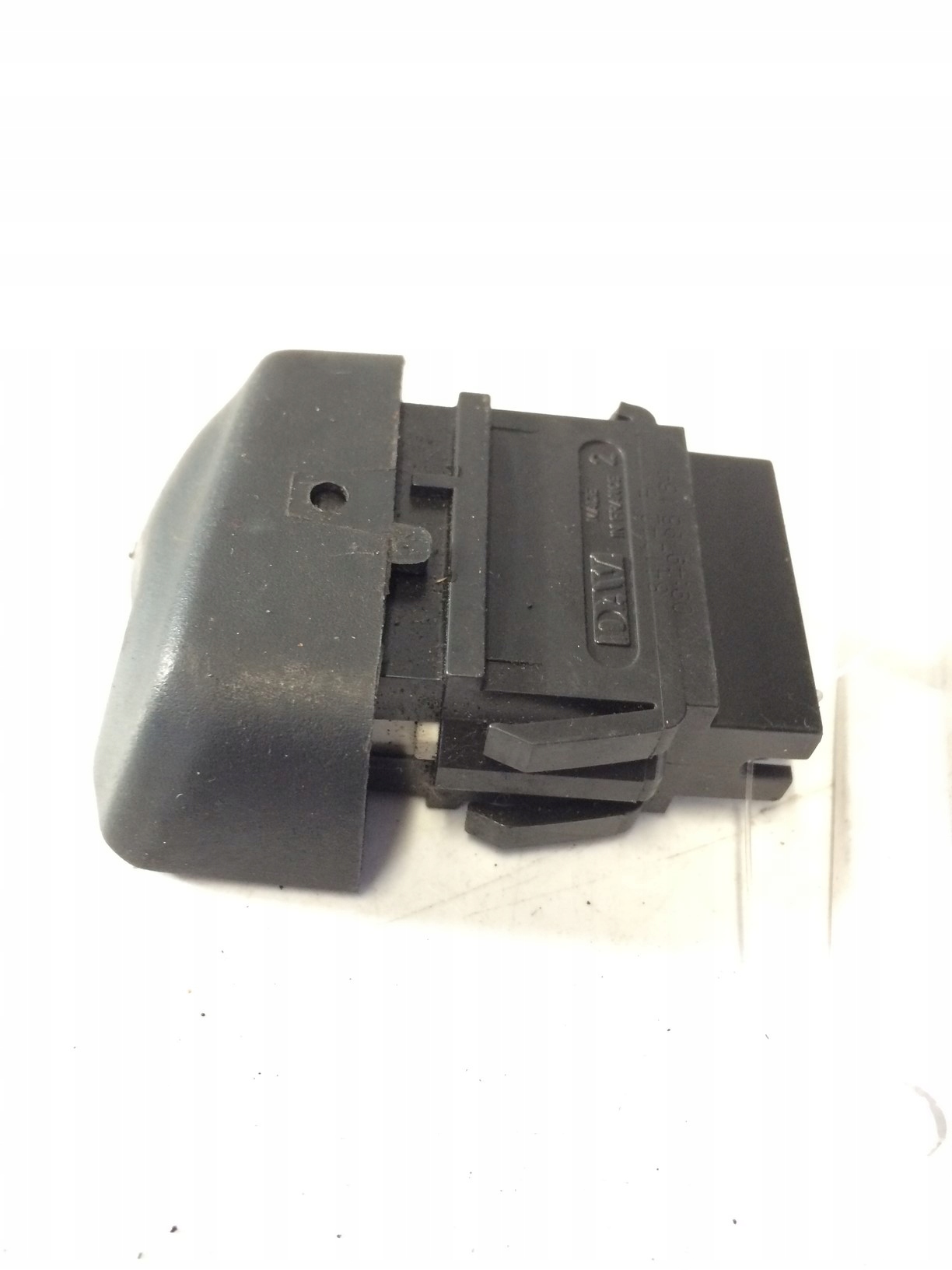 switch of a lock central DAV RENAULT SCENIC 841242 B