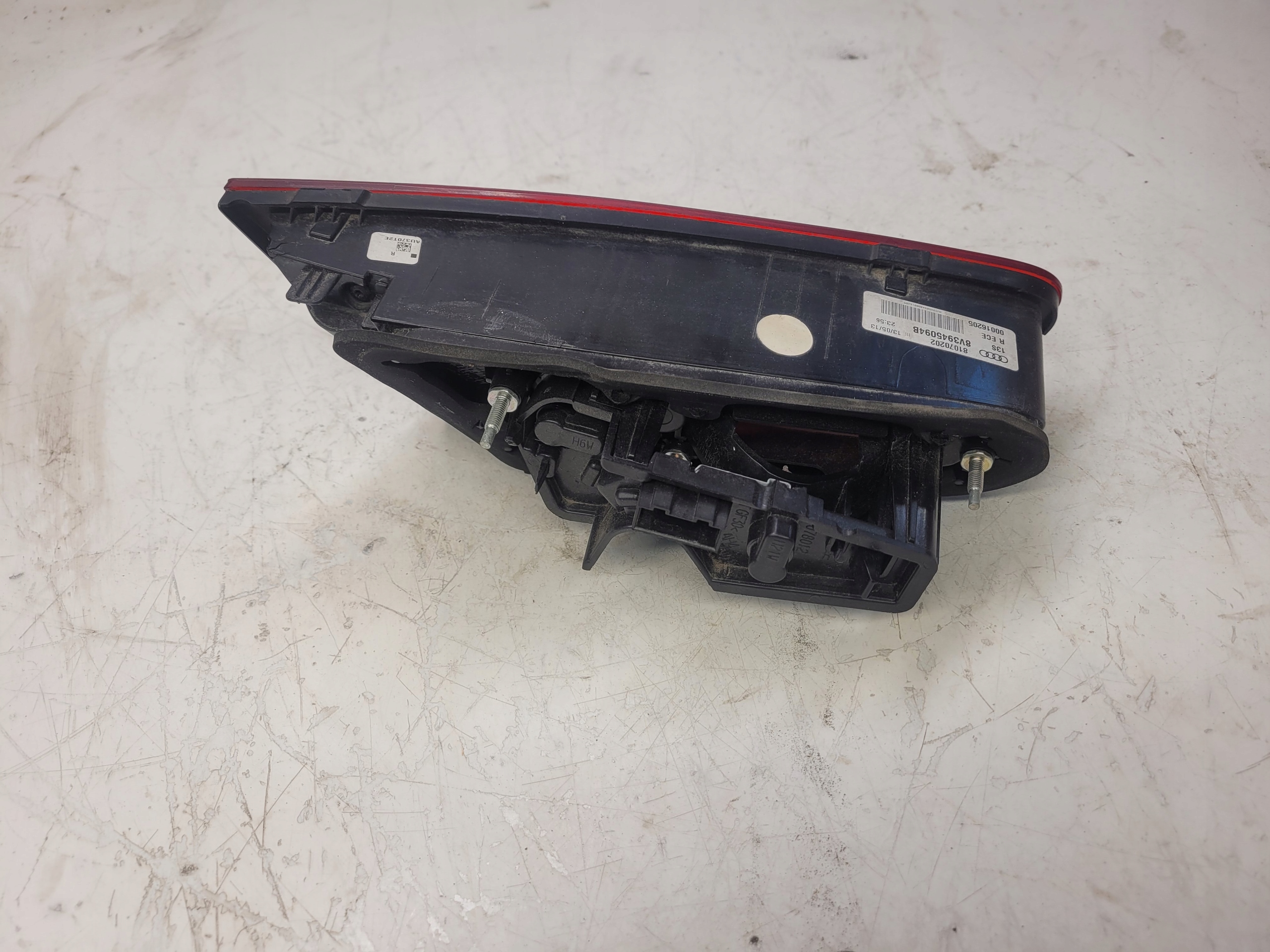 light right rear part to the bonnet AUDI A3 8V 3D 8V3945094B